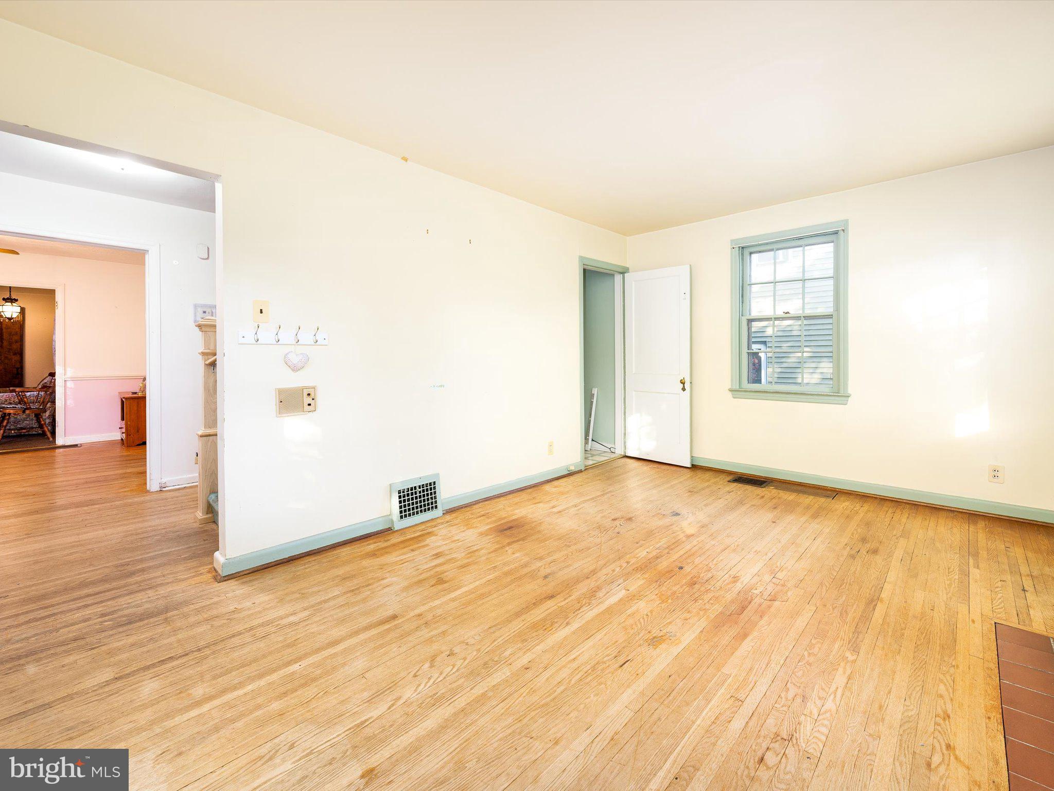 HAMILTON PARK - Residential