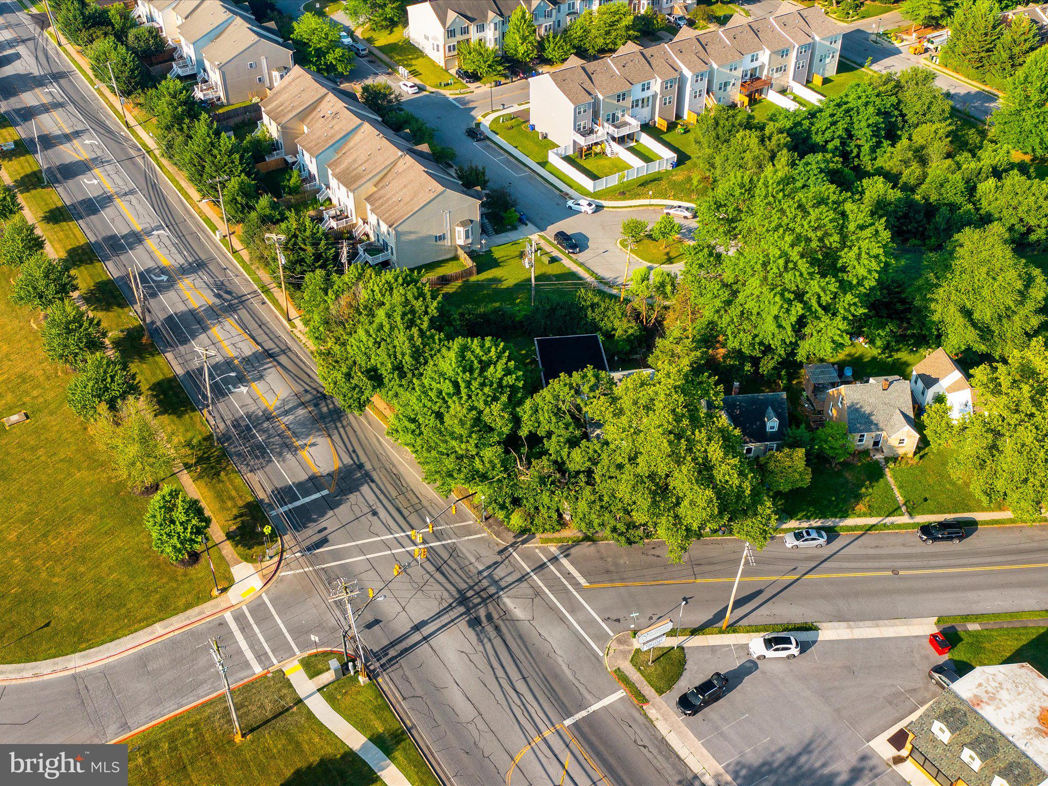 HAMILTON PARK - Residential