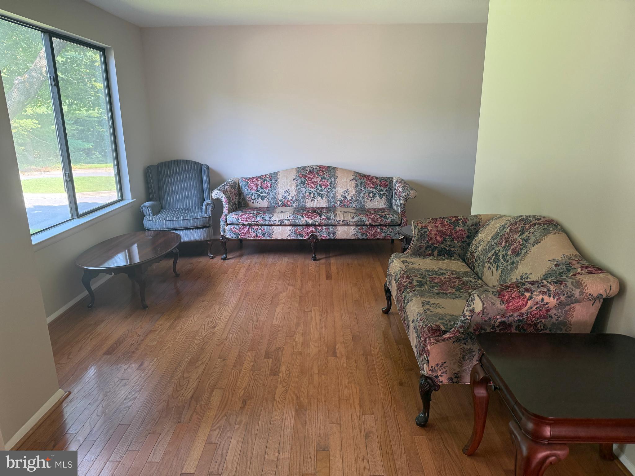 5563 OAKLAND MILLS ROAD