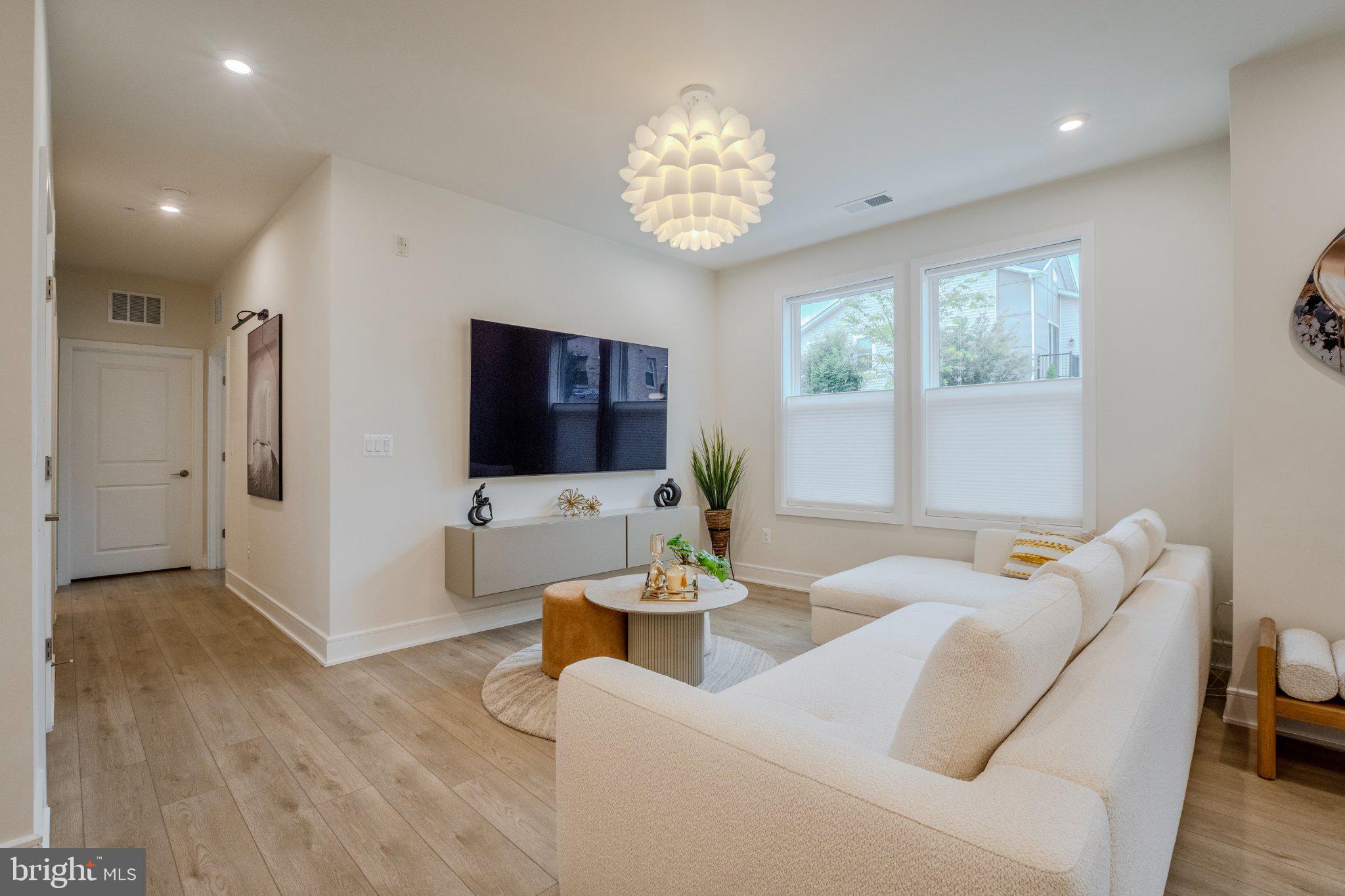 23640 BOLTON CRESCENT TERRACE 105