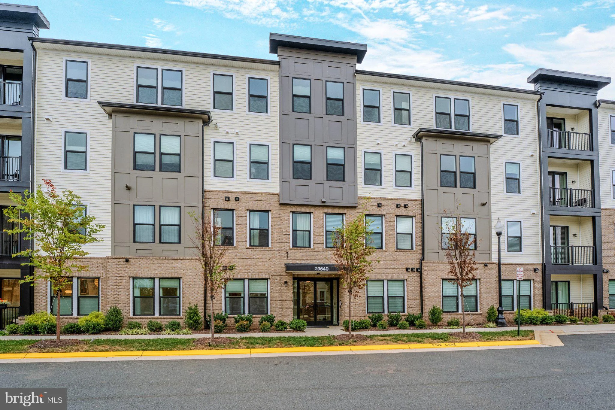 23640 Bolton Crescent Terrace Unit 105