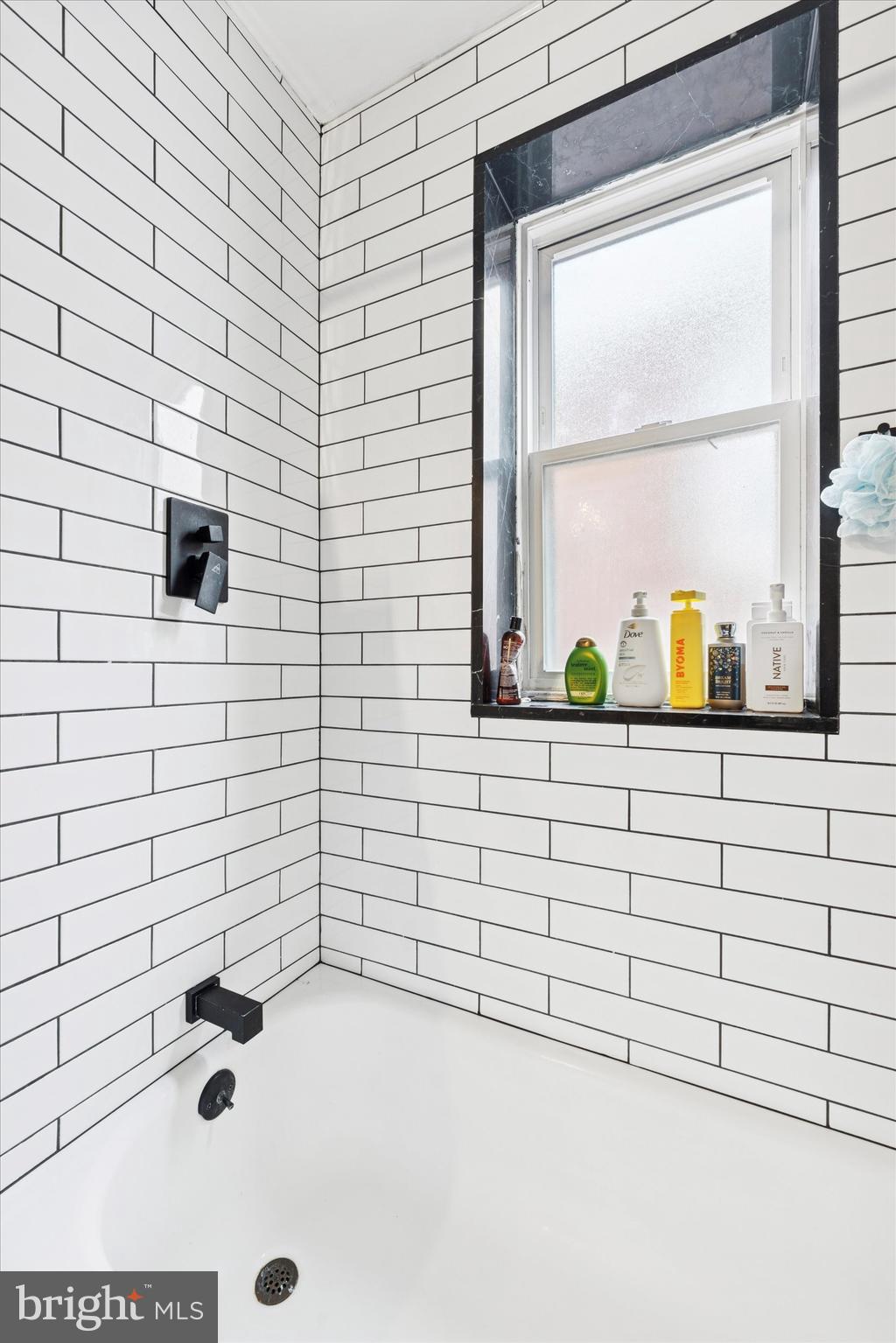 ACORN HILL - Residential