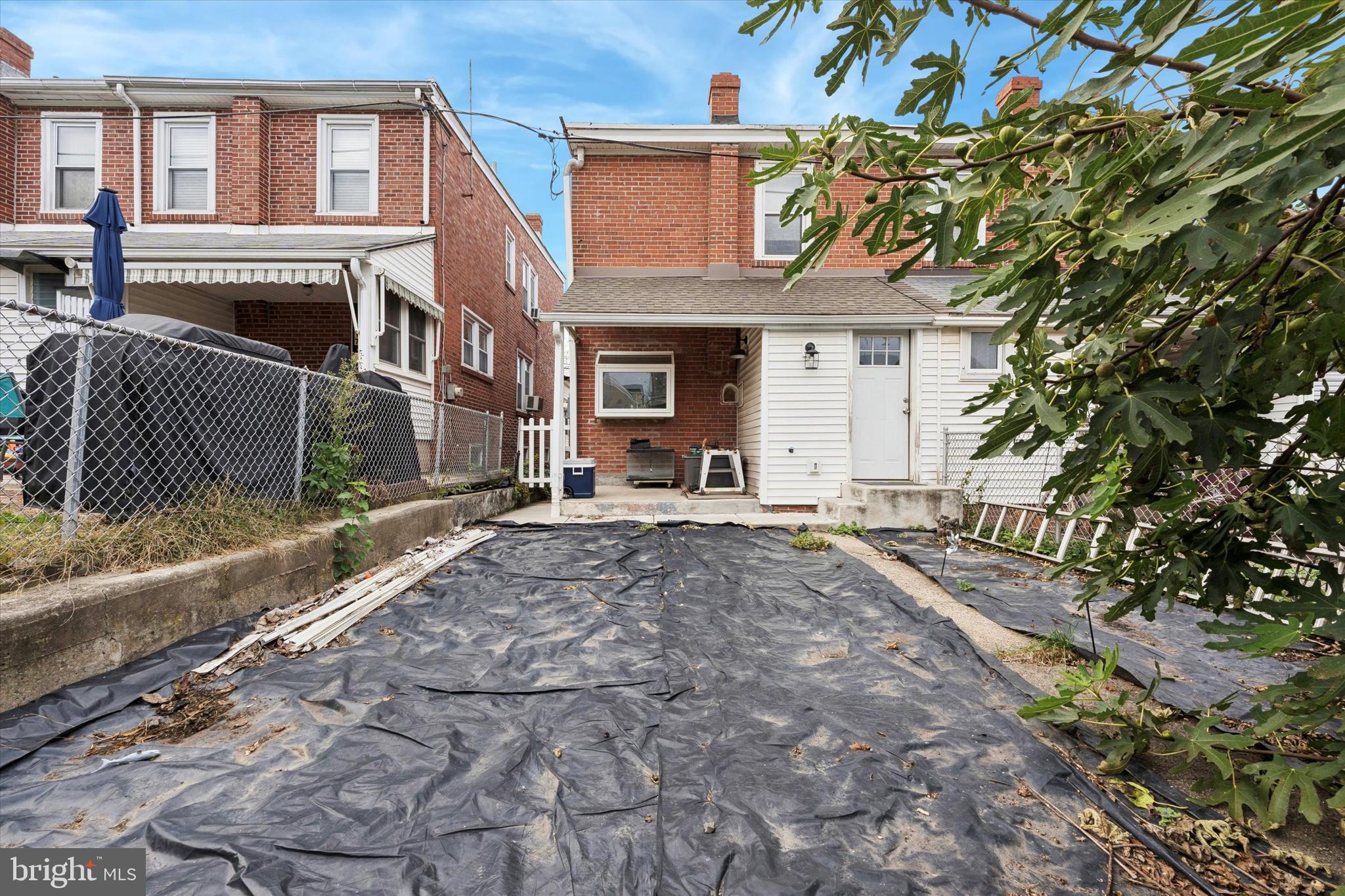 ACORN HILL - Residential