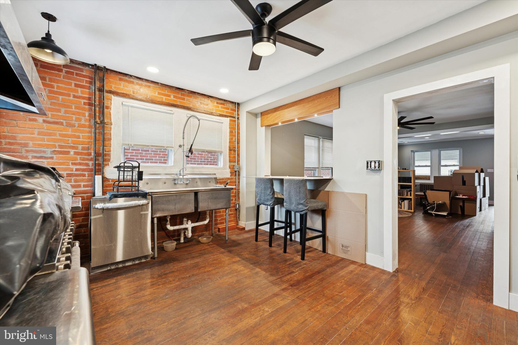 ACORN HILL - Residential