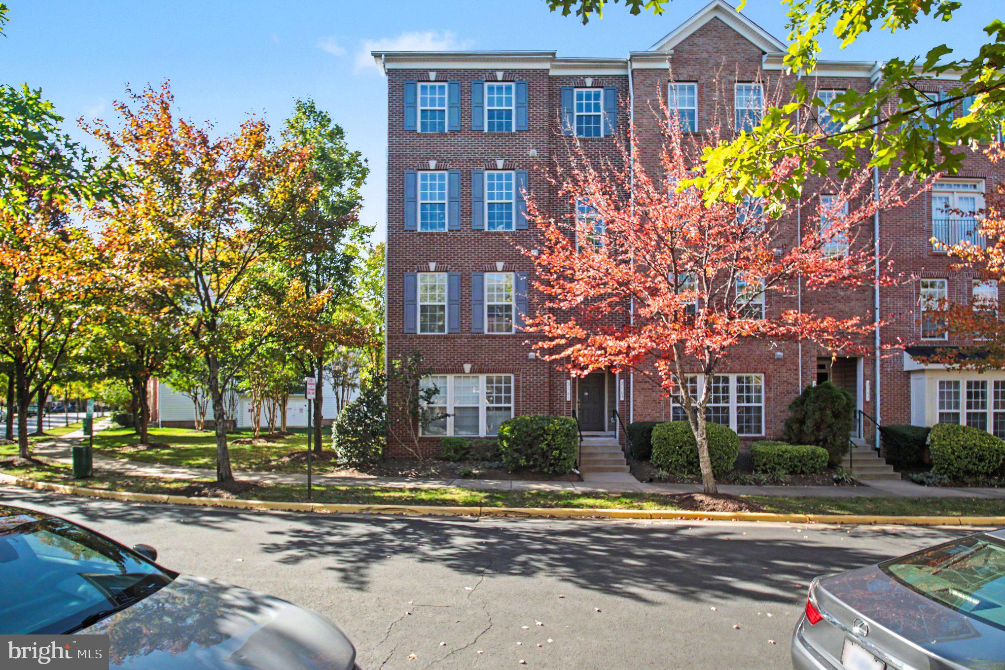 2161 ABBOTTSBURY WAY