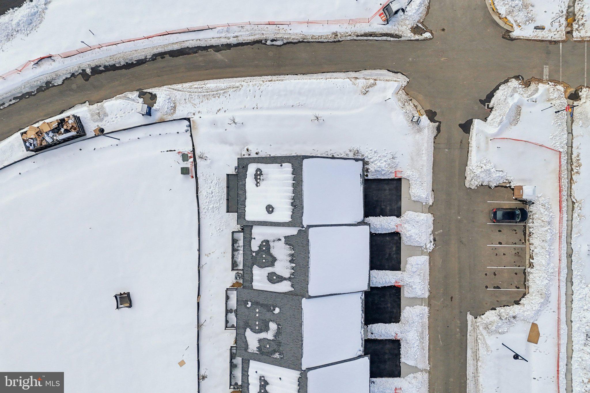 INNOVATION TOWN CENTER - Residential