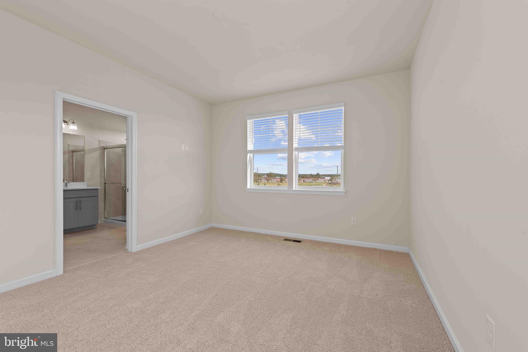 INNOVATION TOWN CENTER - Residential