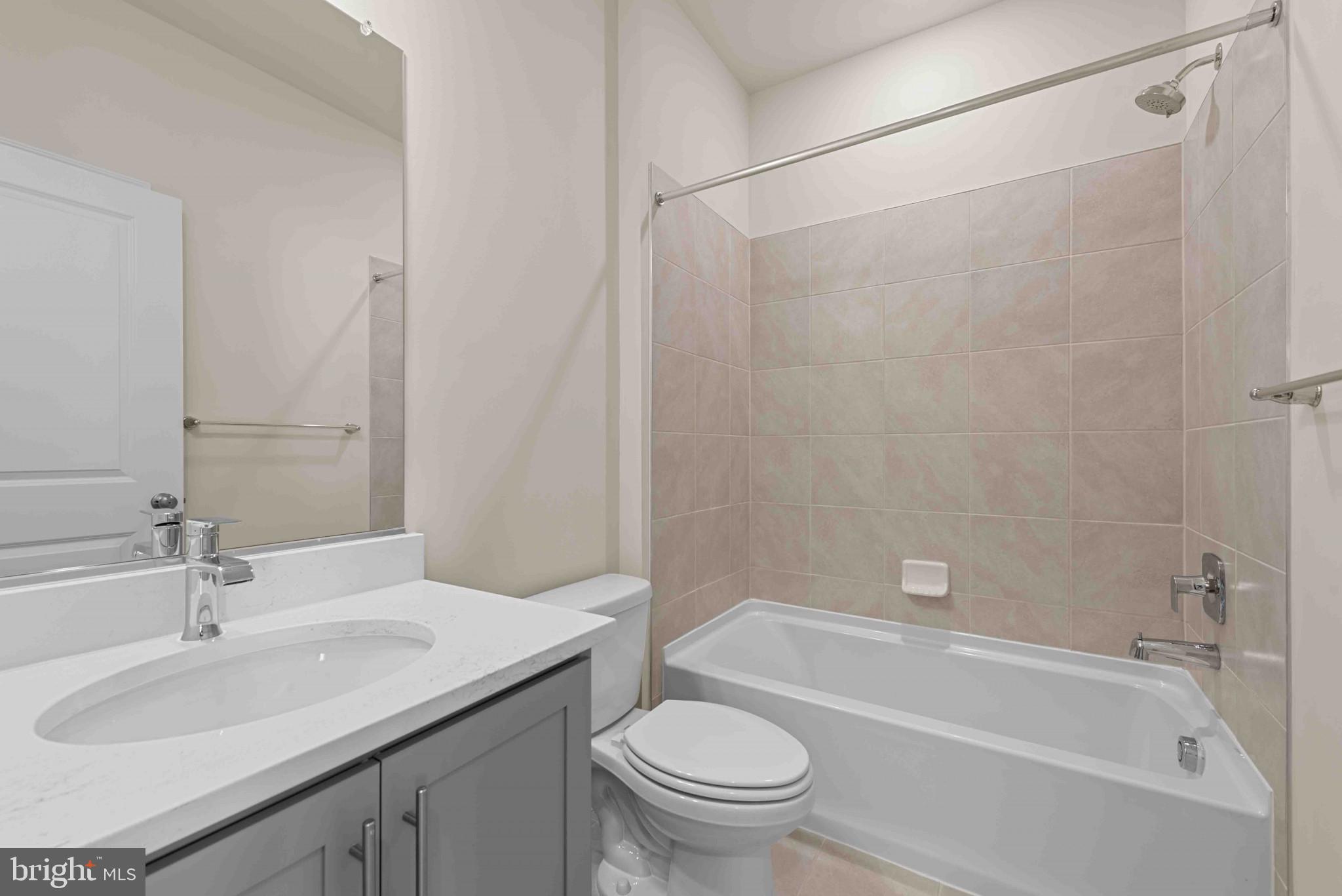 INNOVATION TOWN CENTER - Residential