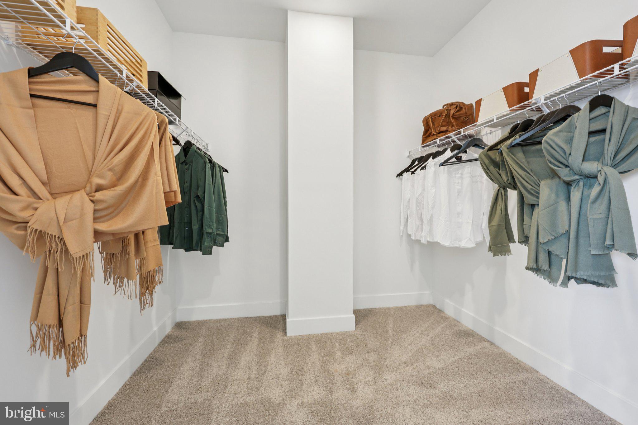 INNOVATION TOWN CENTER - Residential