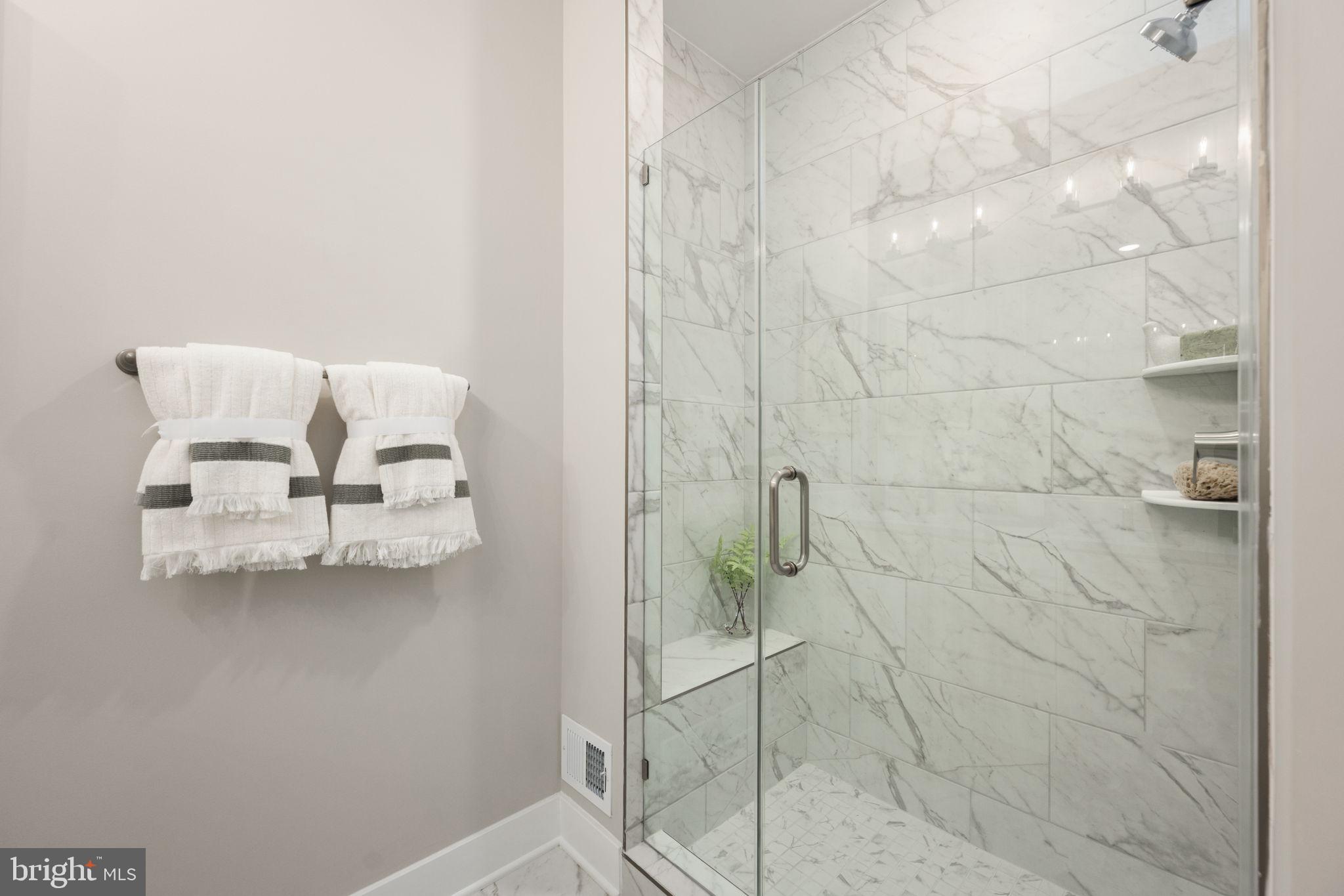 INNOVATION TOWN CENTER - Residential