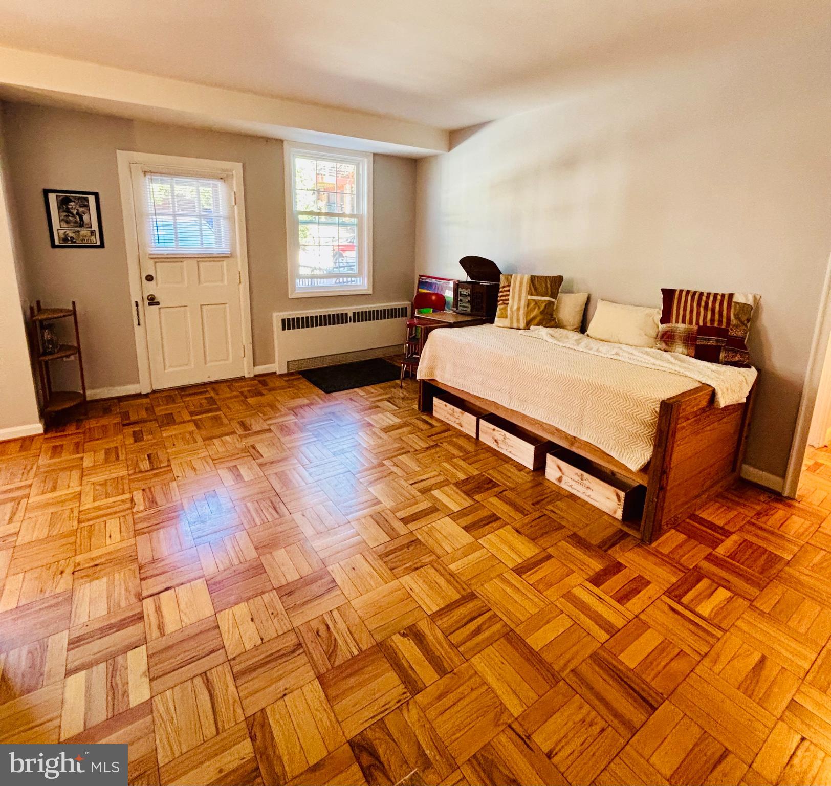 310 RIDGEMEDE ROAD 203