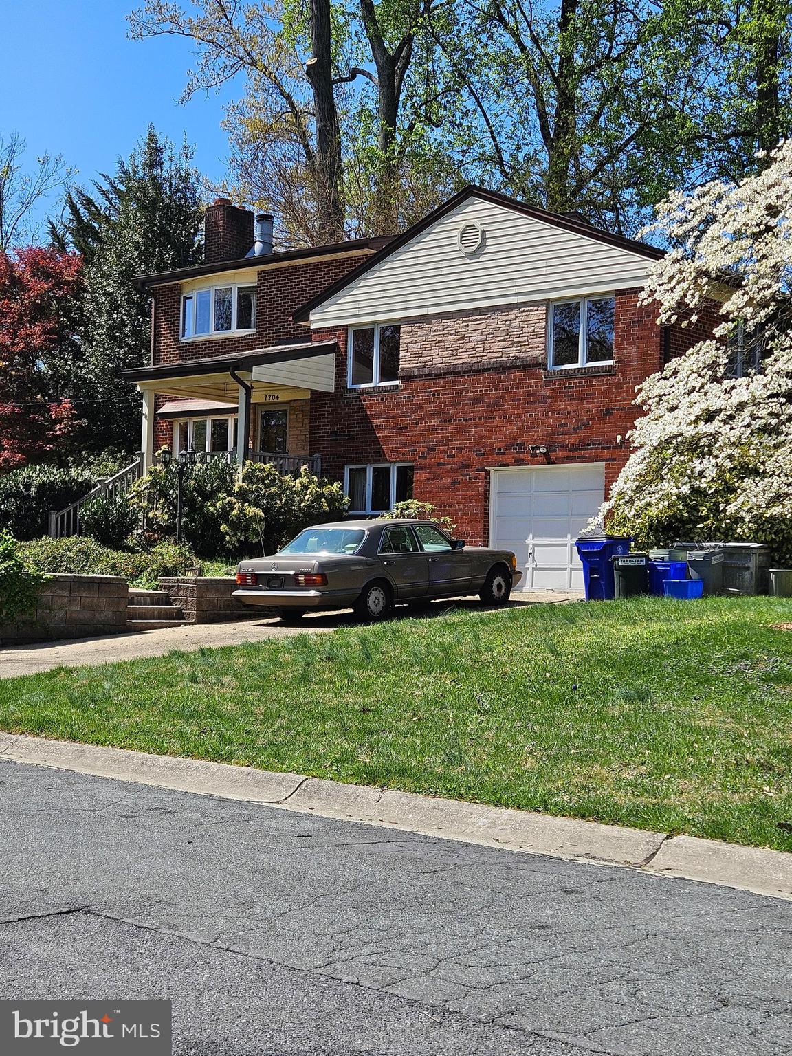 OAKWOOD KNOLLS - Residential