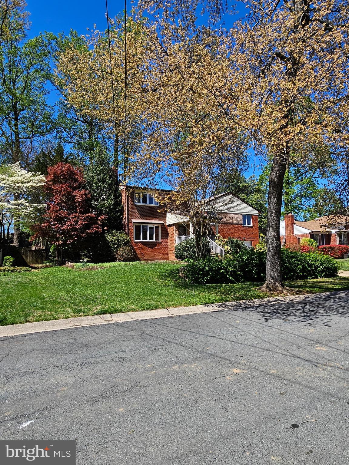 OAKWOOD KNOLLS - Residential