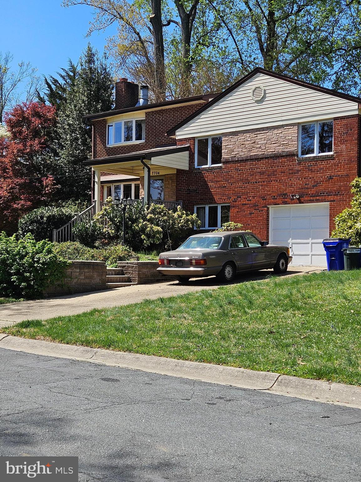 OAKWOOD KNOLLS - Residential