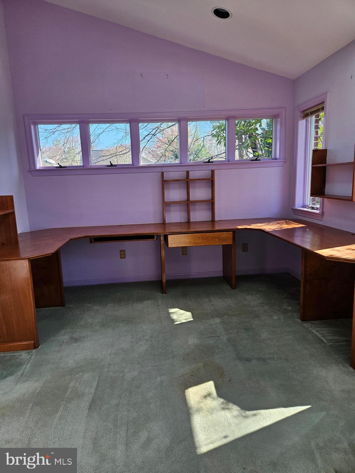 OAKWOOD KNOLLS - Residential