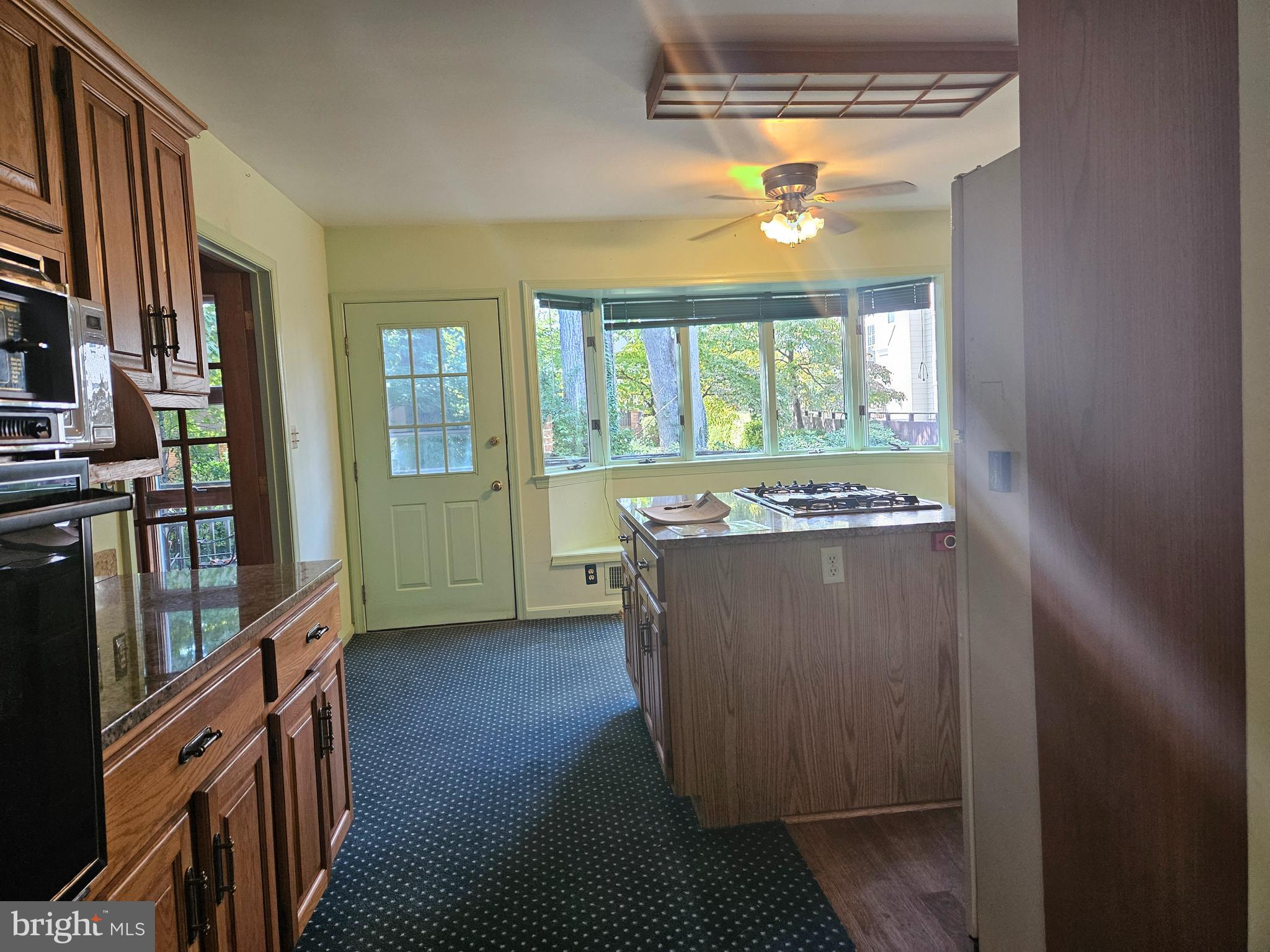 OAKWOOD KNOLLS - Residential