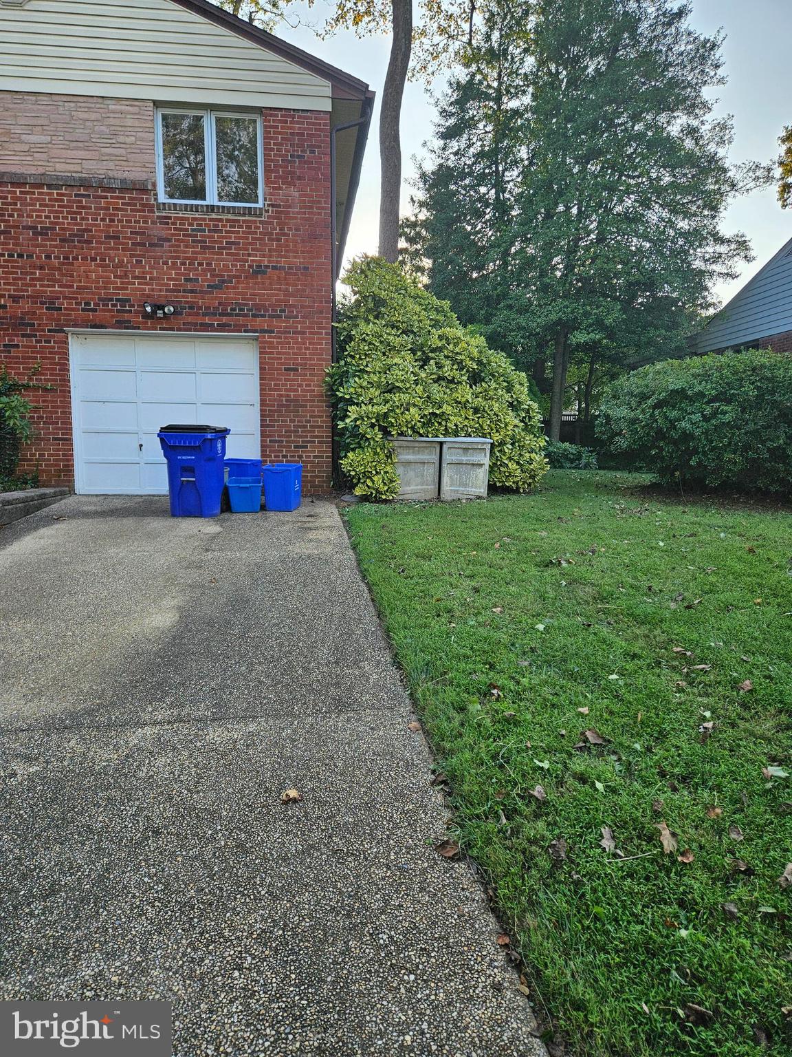 OAKWOOD KNOLLS - Residential