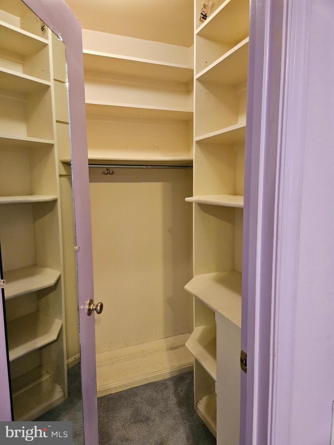 OAKWOOD KNOLLS - Residential