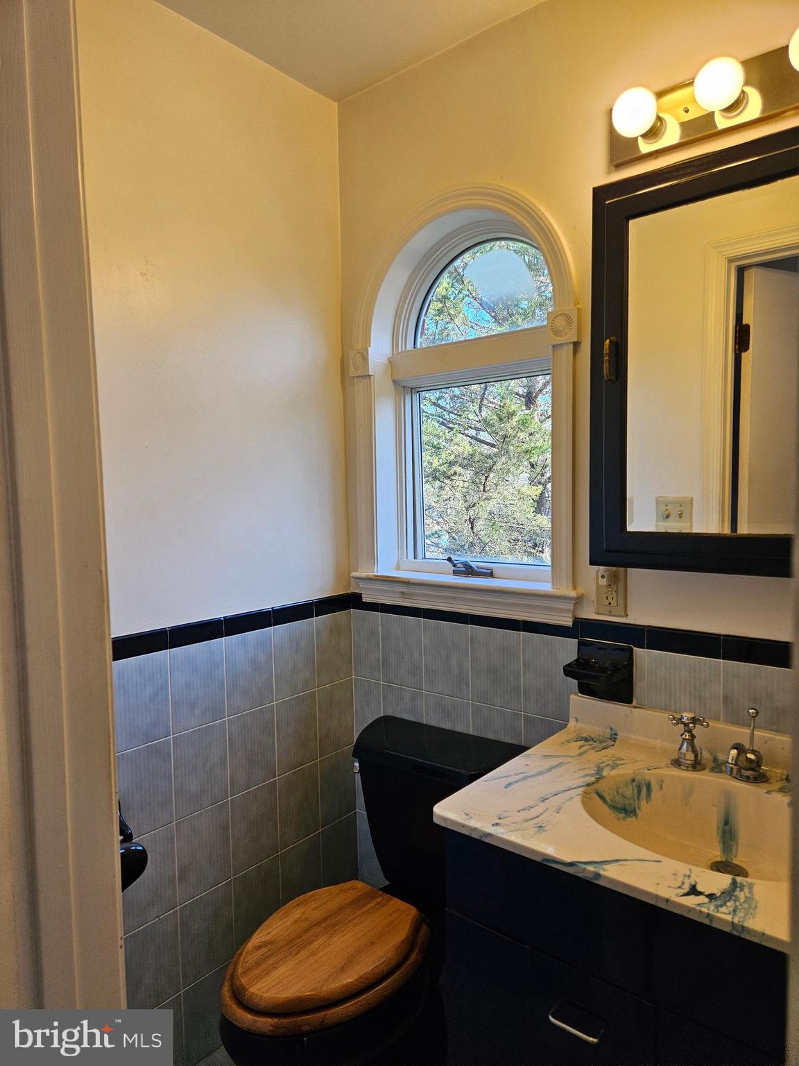 OAKWOOD KNOLLS - Residential