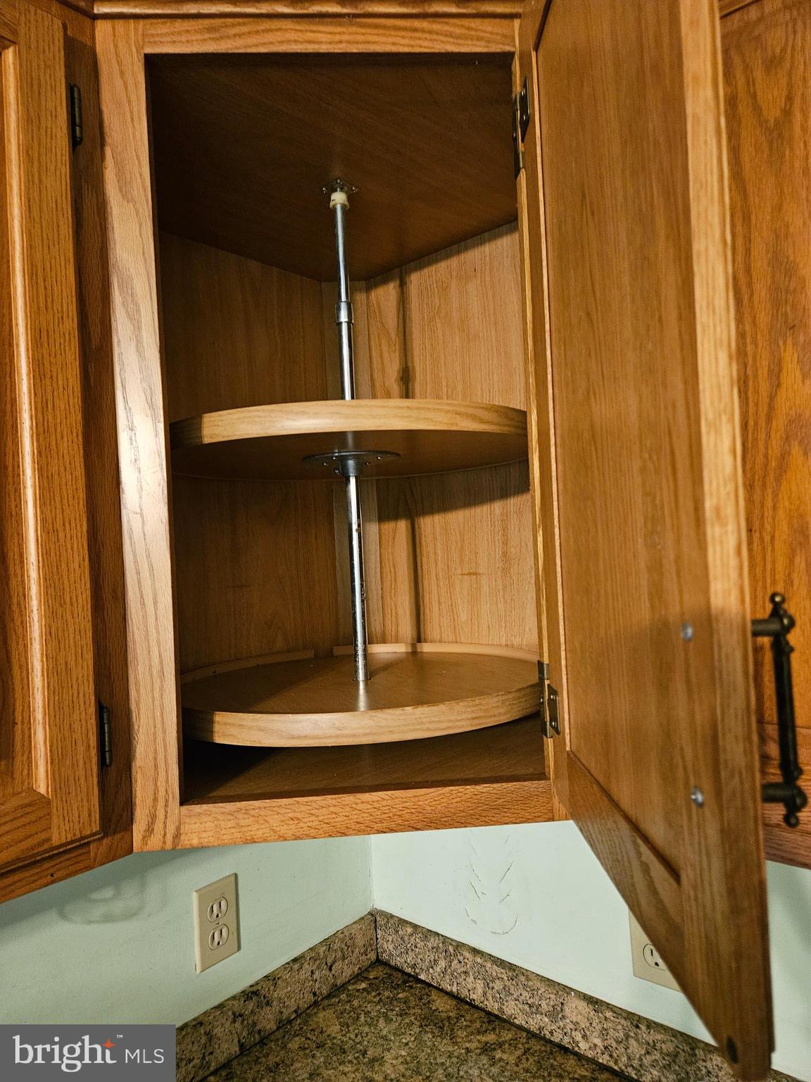 OAKWOOD KNOLLS - Residential