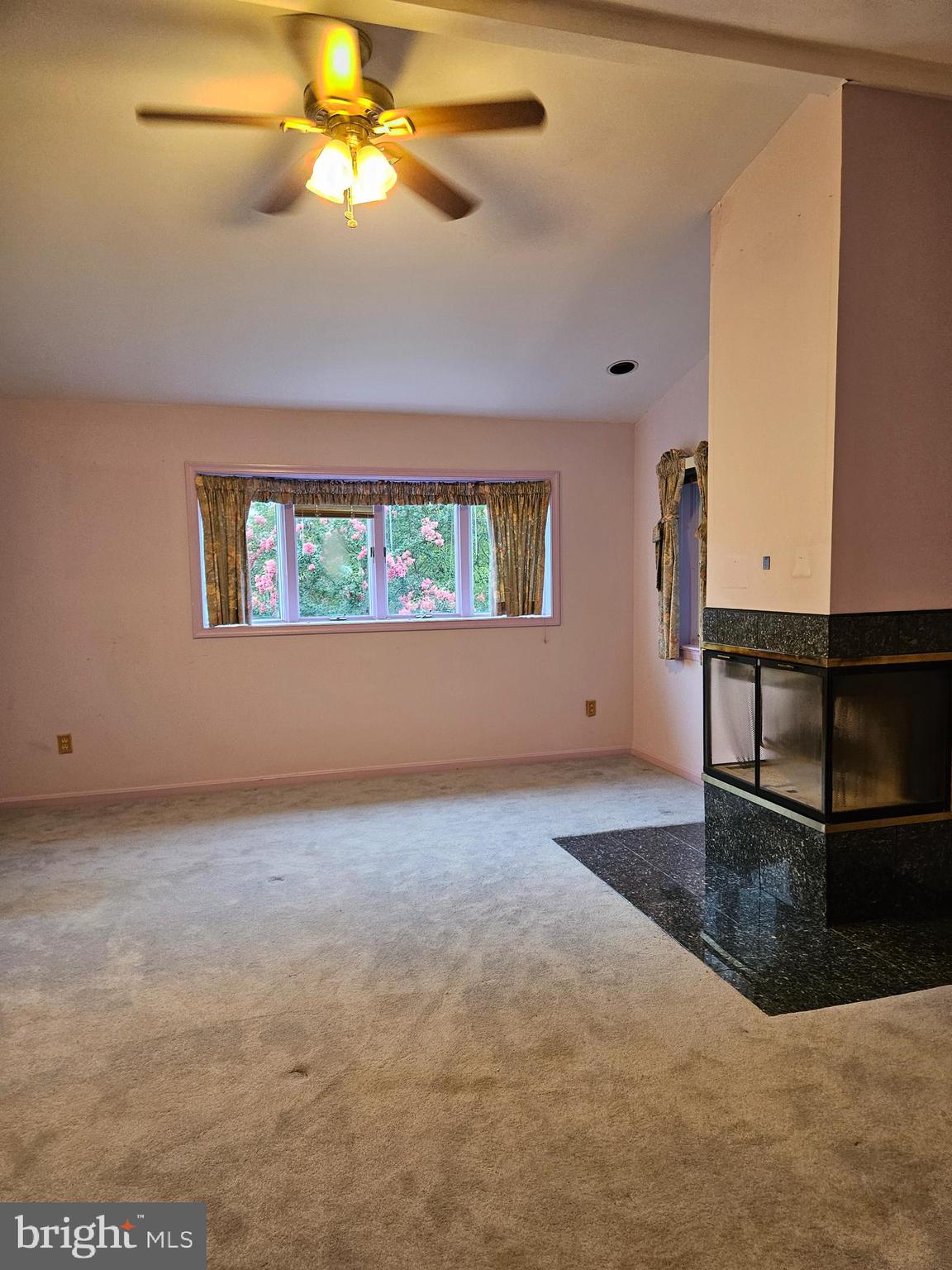 OAKWOOD KNOLLS - Residential