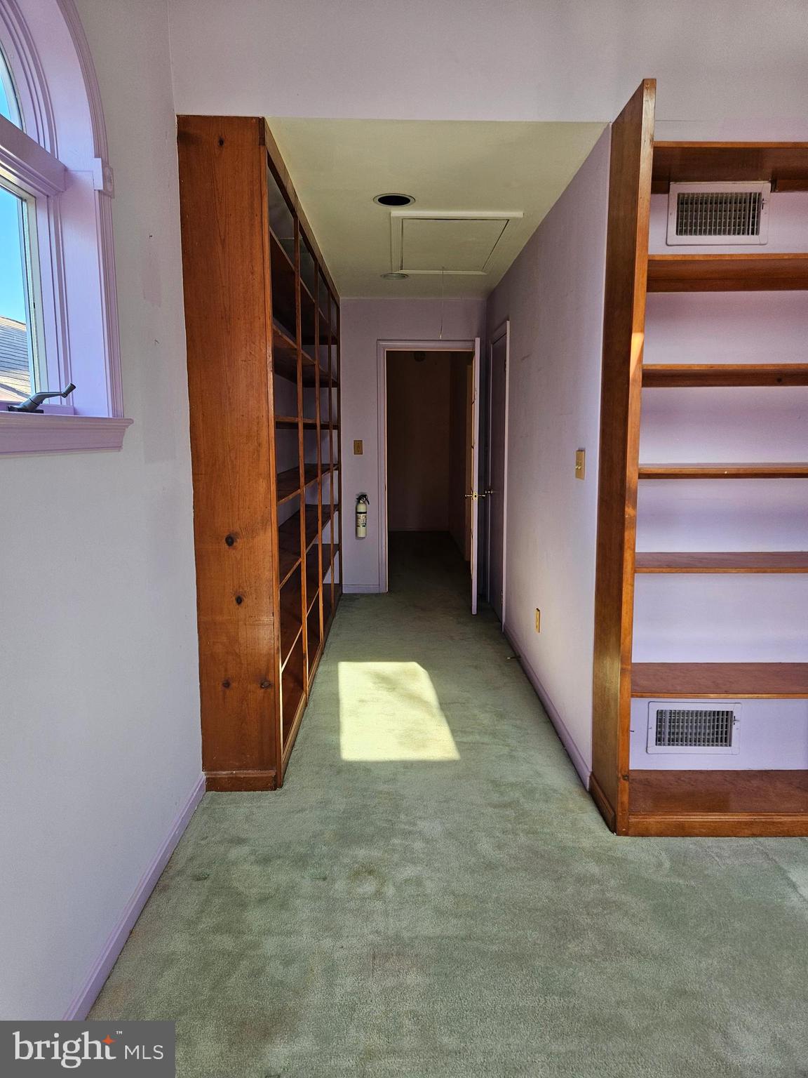 OAKWOOD KNOLLS - Residential