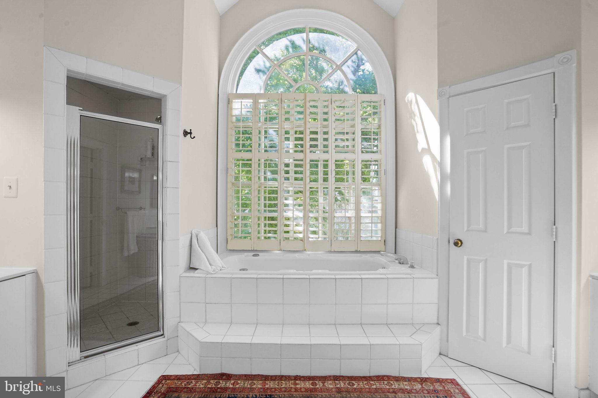 OAKWOOD KNOLLS - Residential