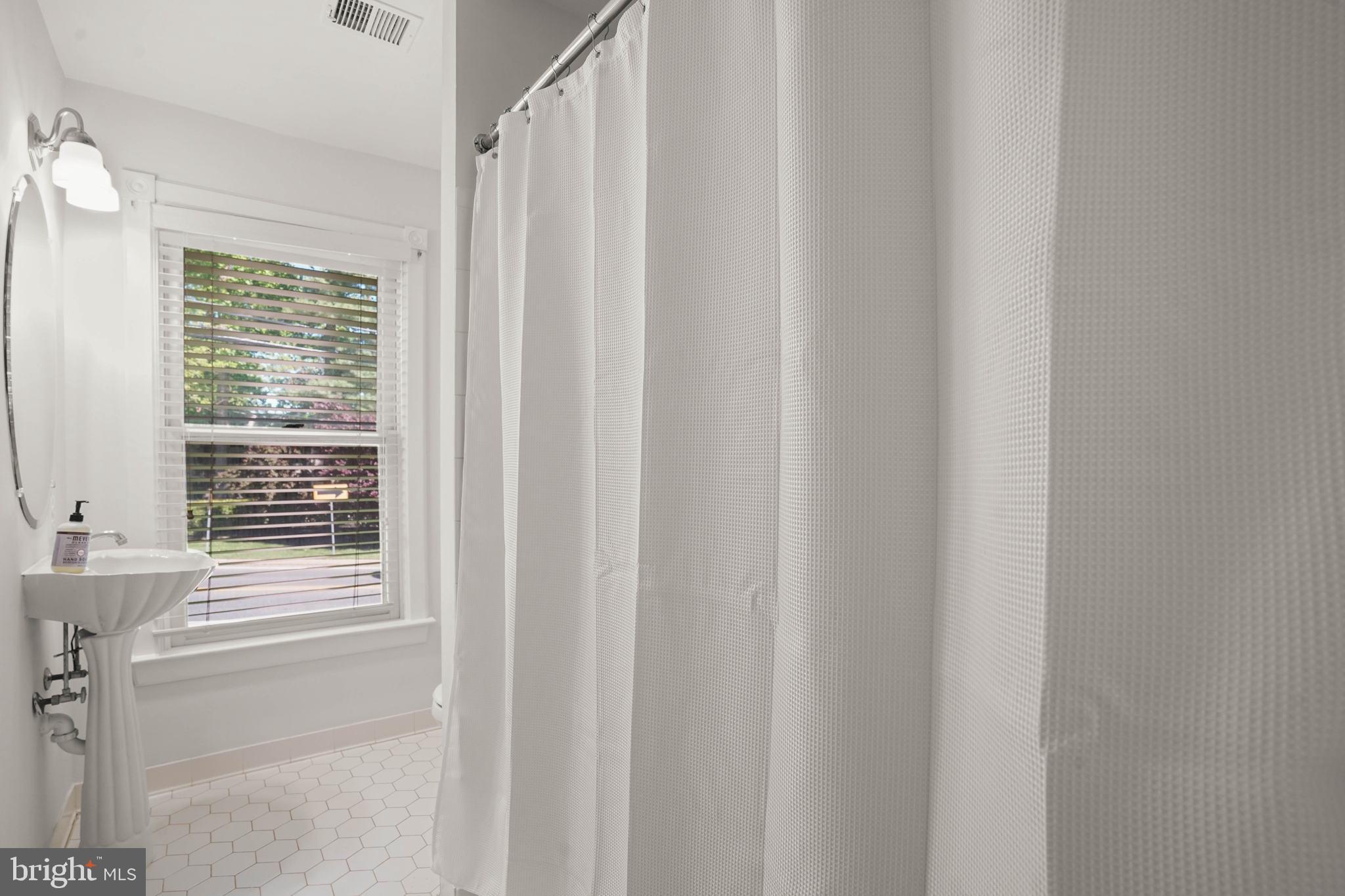 OAKWOOD KNOLLS - Residential