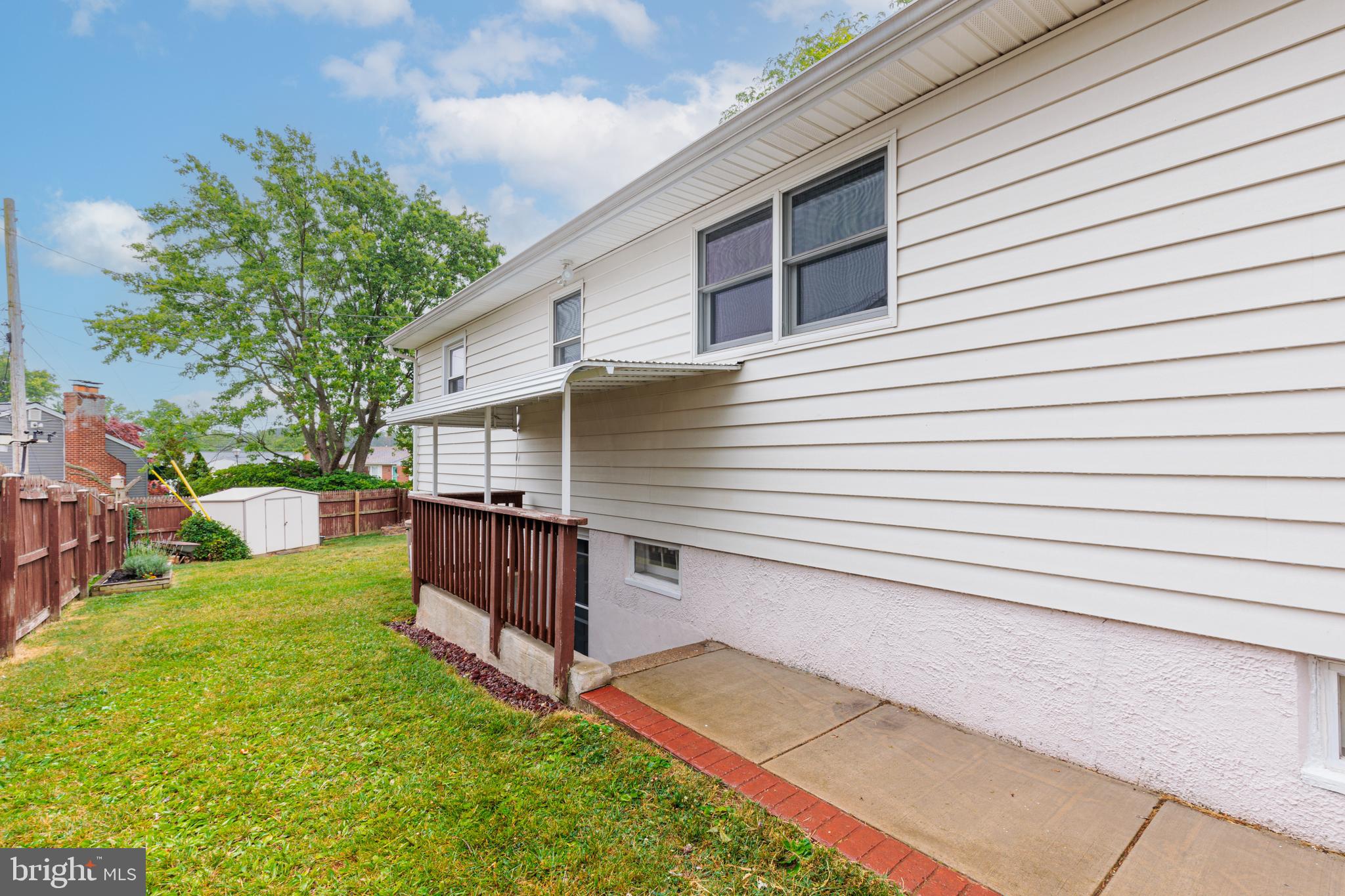 HARWOOD MANOR - Residential