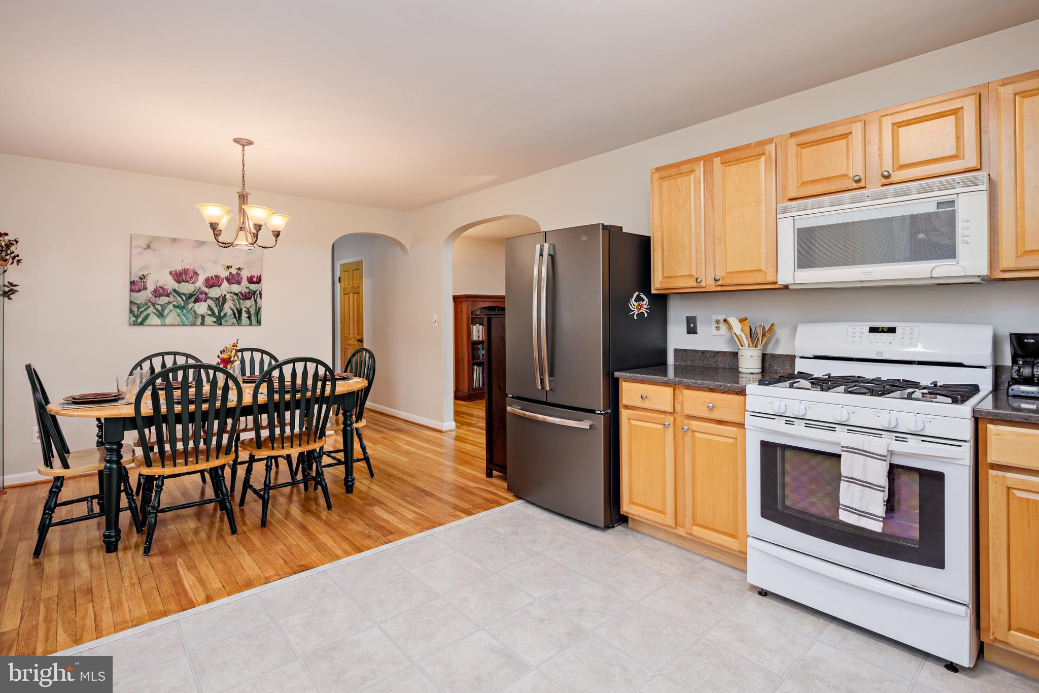 HARWOOD MANOR - Residential