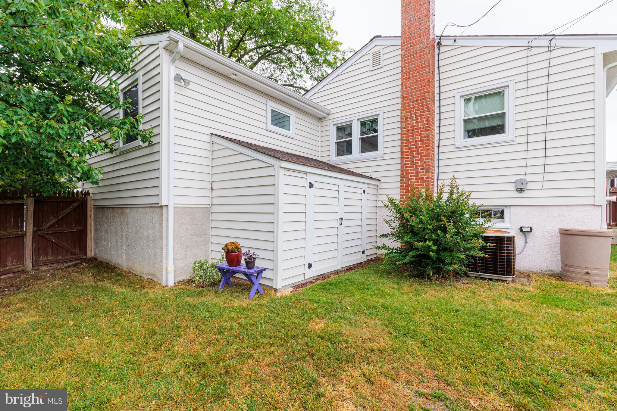 HARWOOD MANOR - Residential