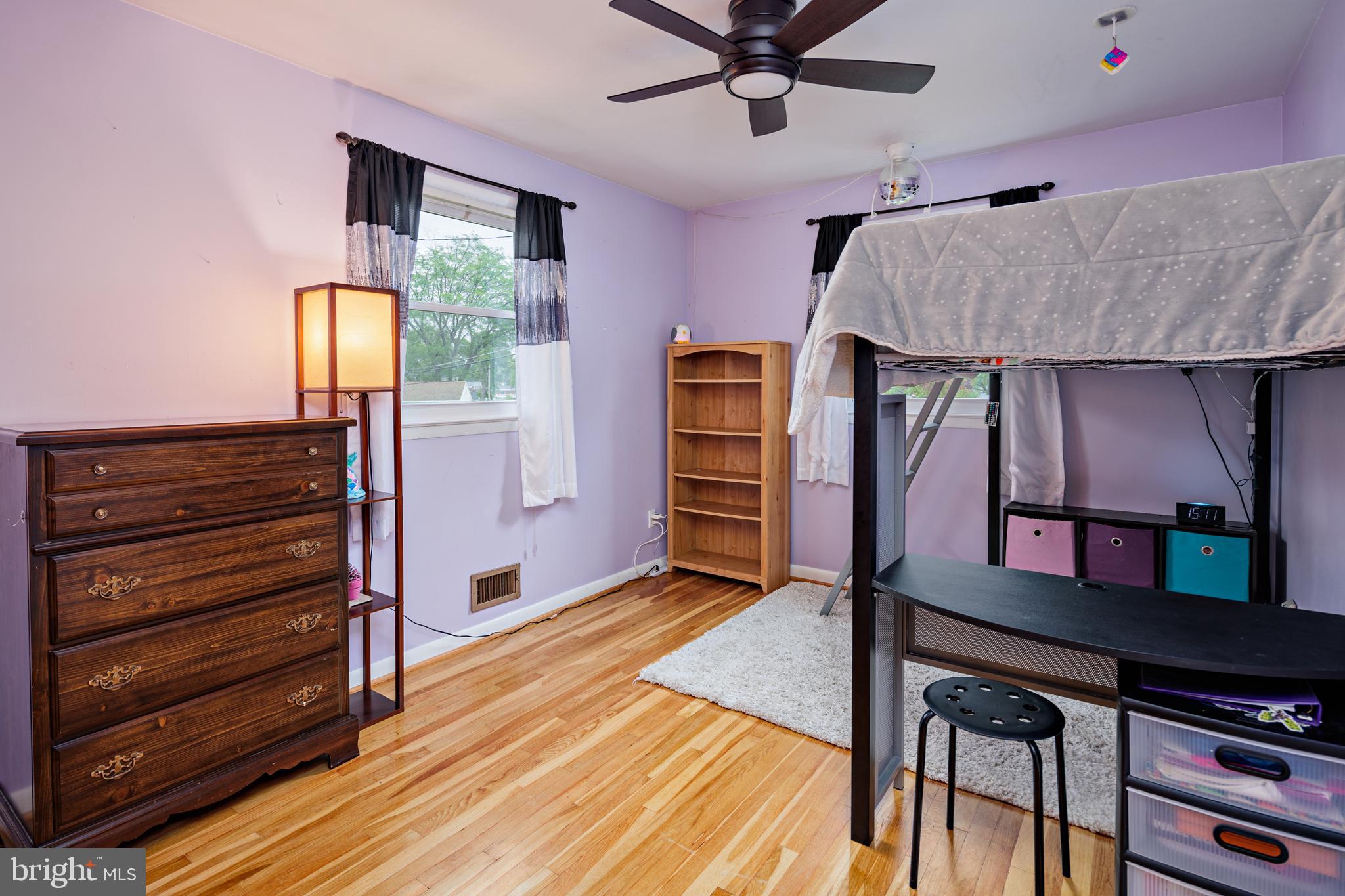 HARWOOD MANOR - Residential