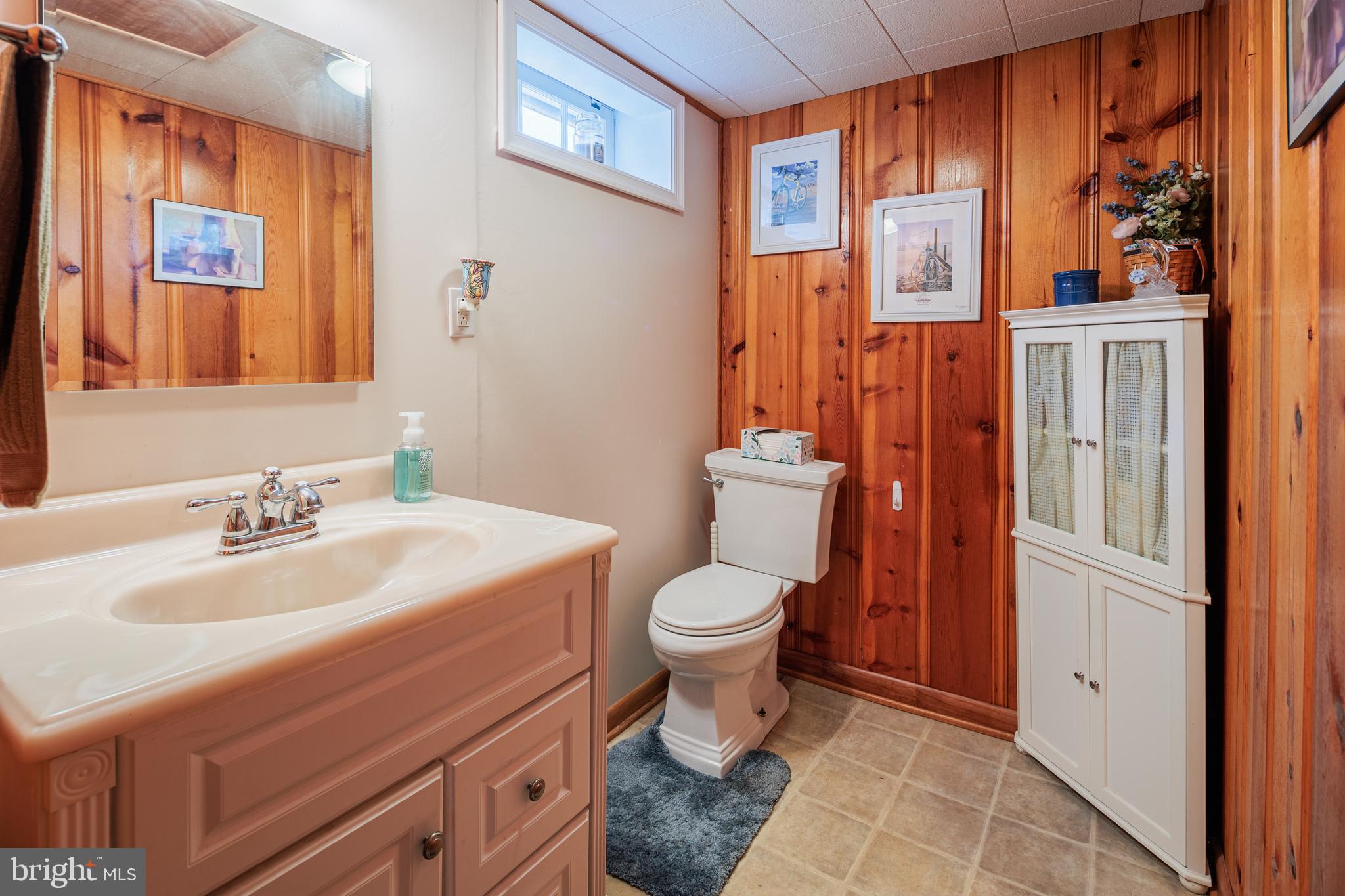 HARWOOD MANOR - Residential