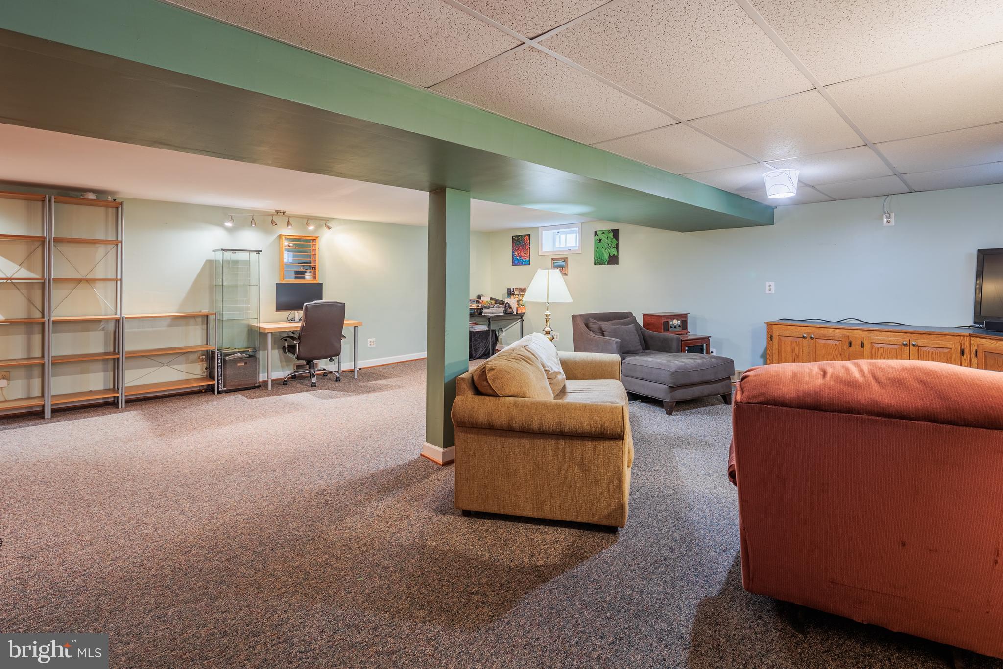 HARWOOD MANOR - Residential