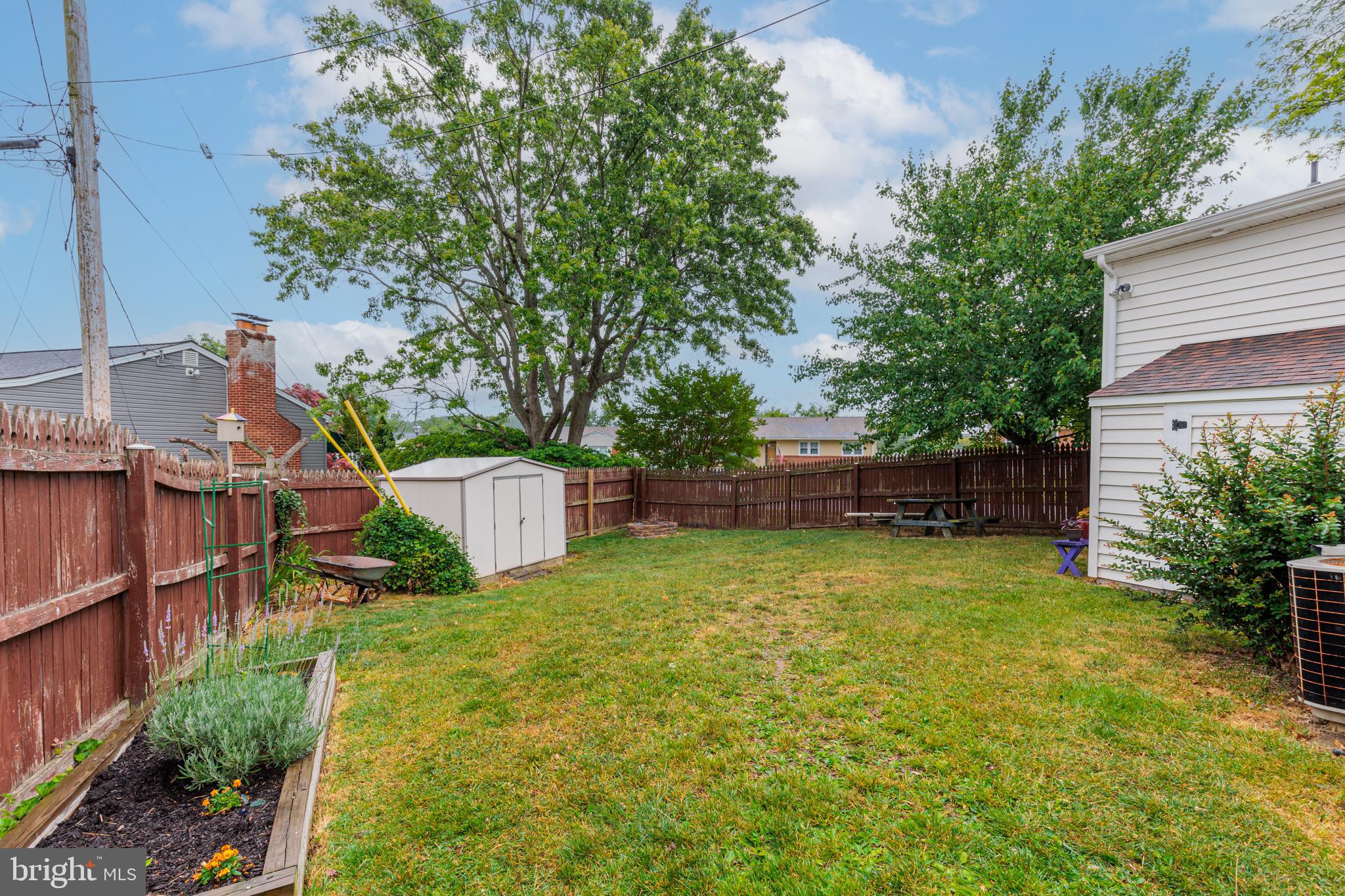 HARWOOD MANOR - Residential