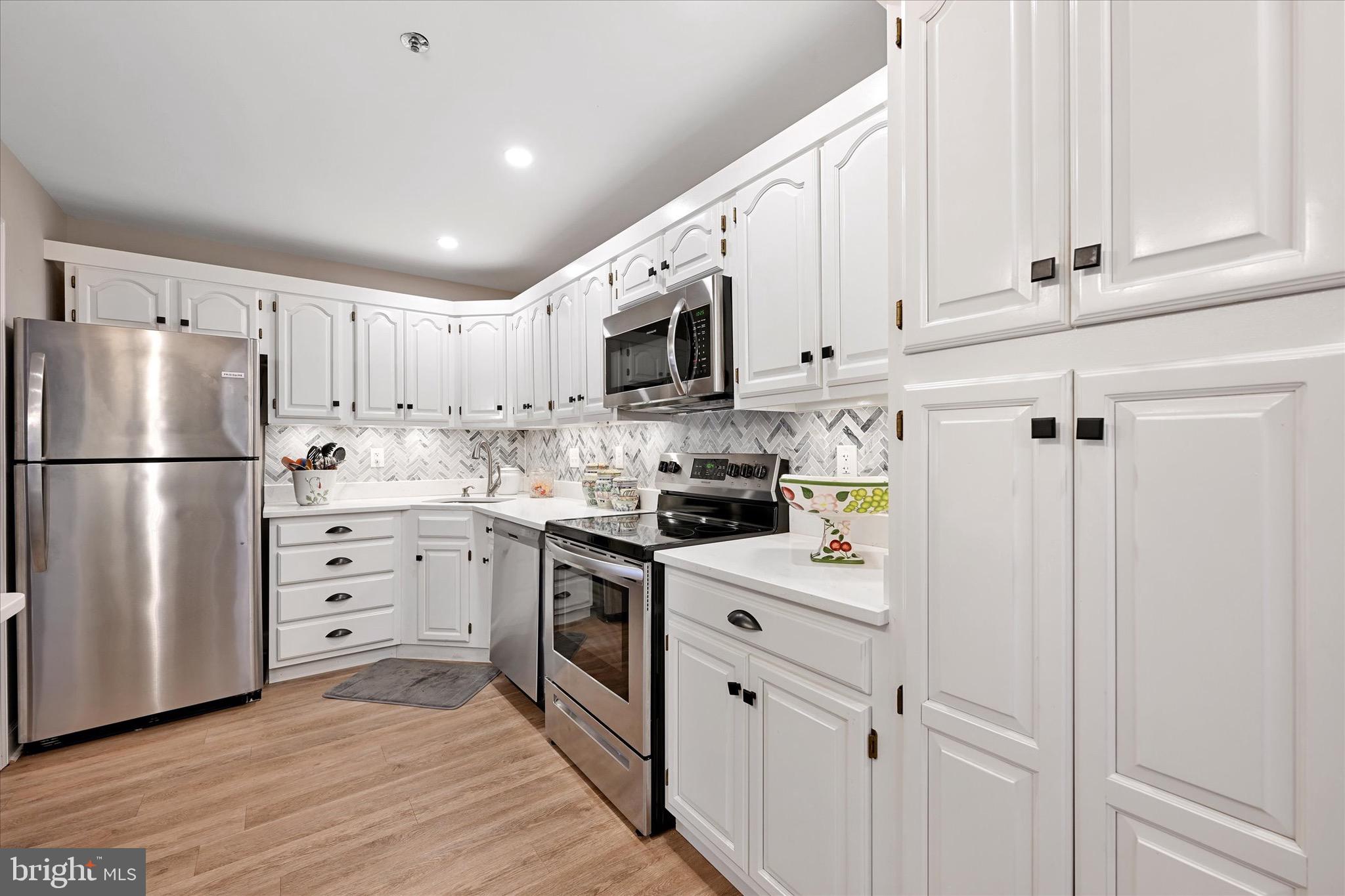 LUTHERVILLE - Residential