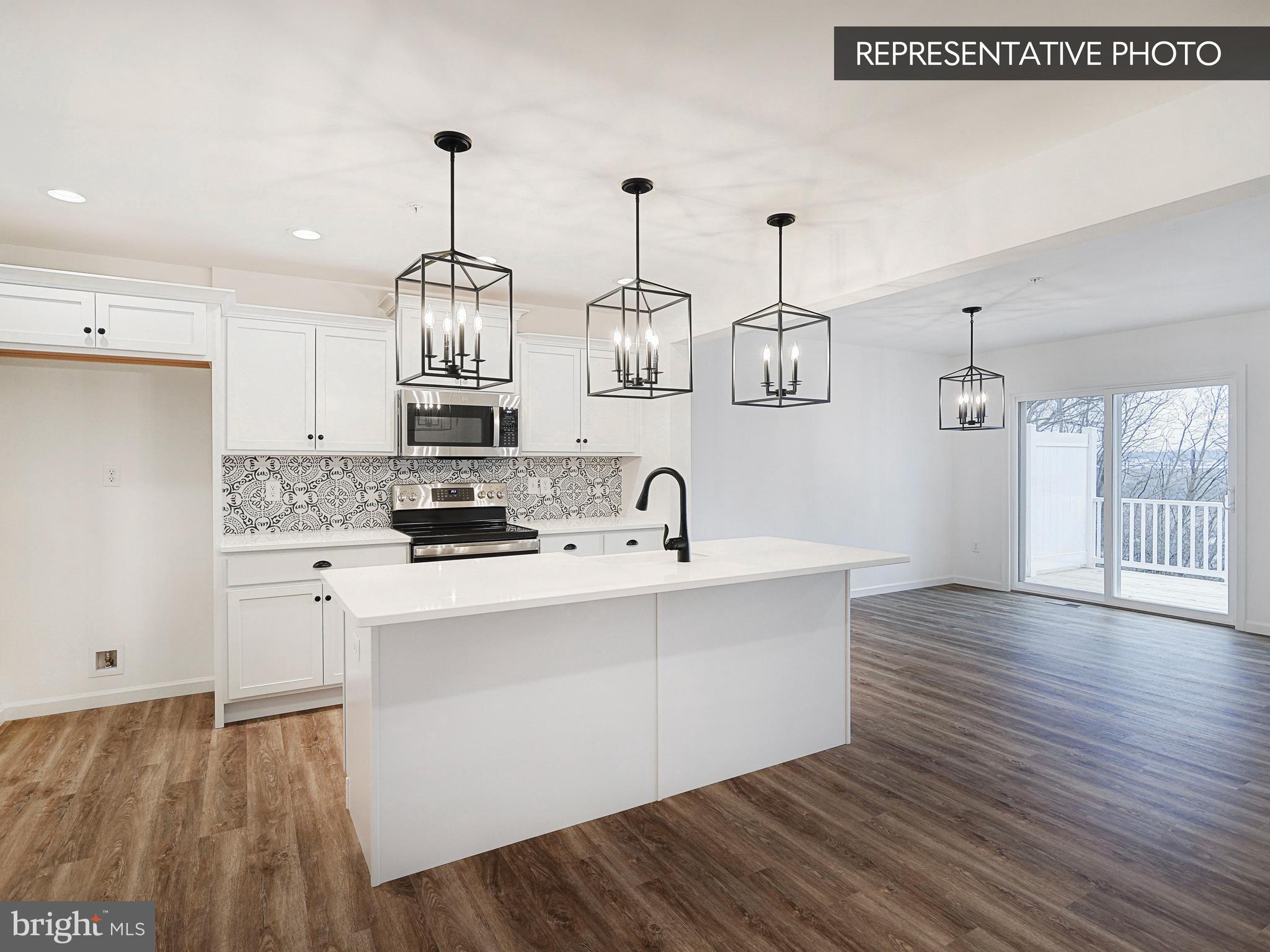 THE TOWNES AT HAMPDEN - Residential