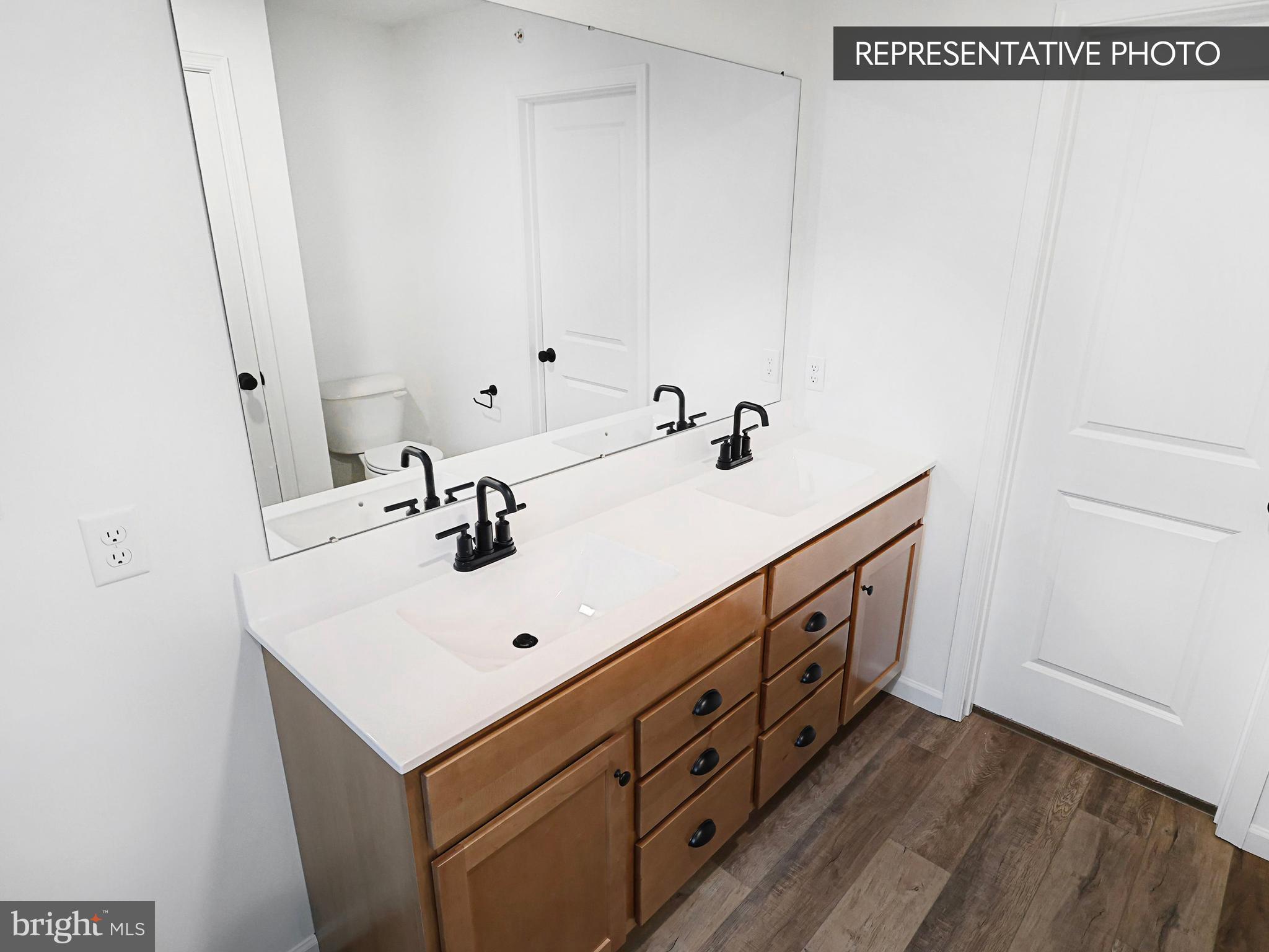 THE TOWNES AT HAMPDEN - Residential