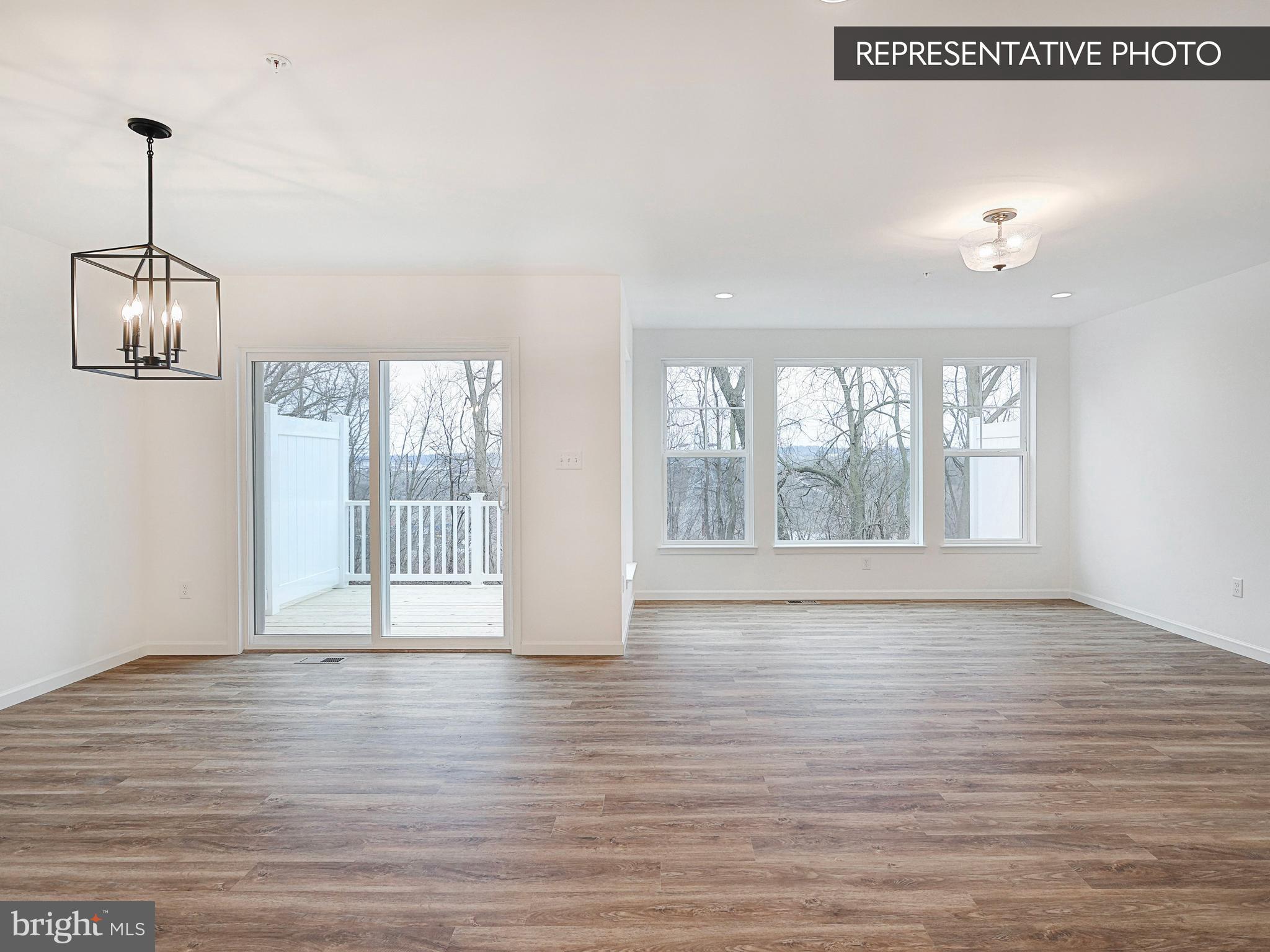 THE TOWNES AT HAMPDEN - Residential