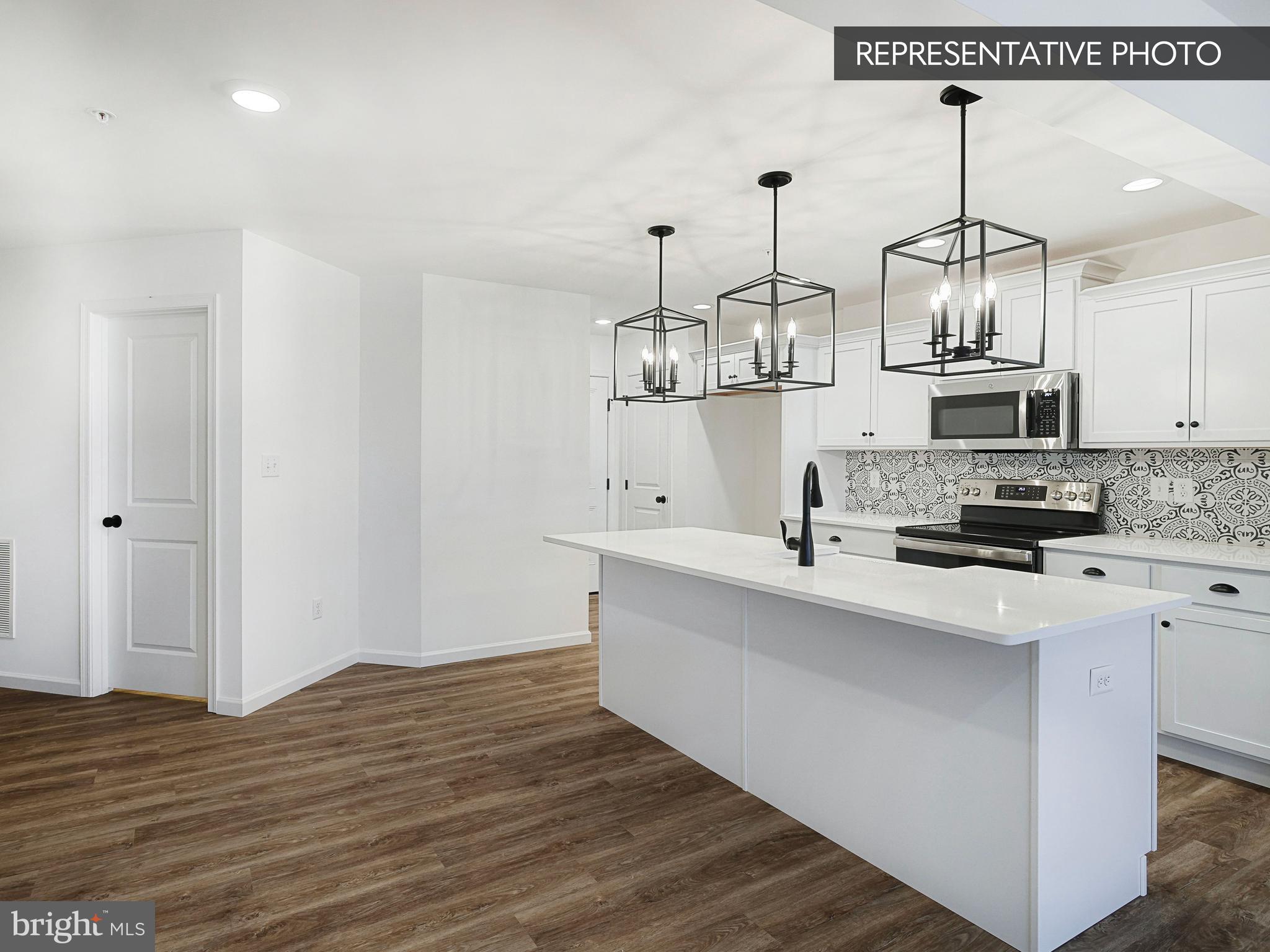 THE TOWNES AT HAMPDEN - Residential