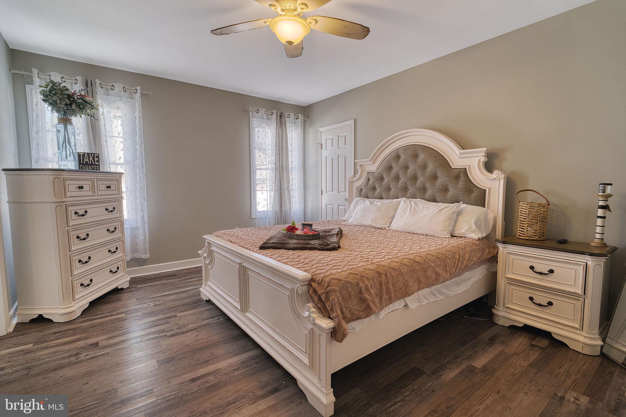 RIVERS POINTE - Residential