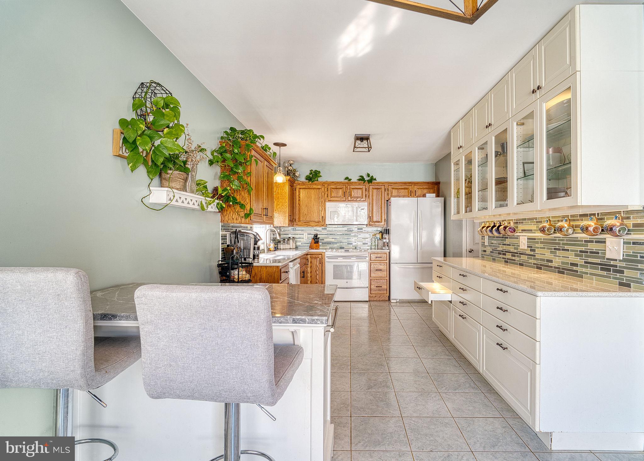 RIVERS POINTE - Residential