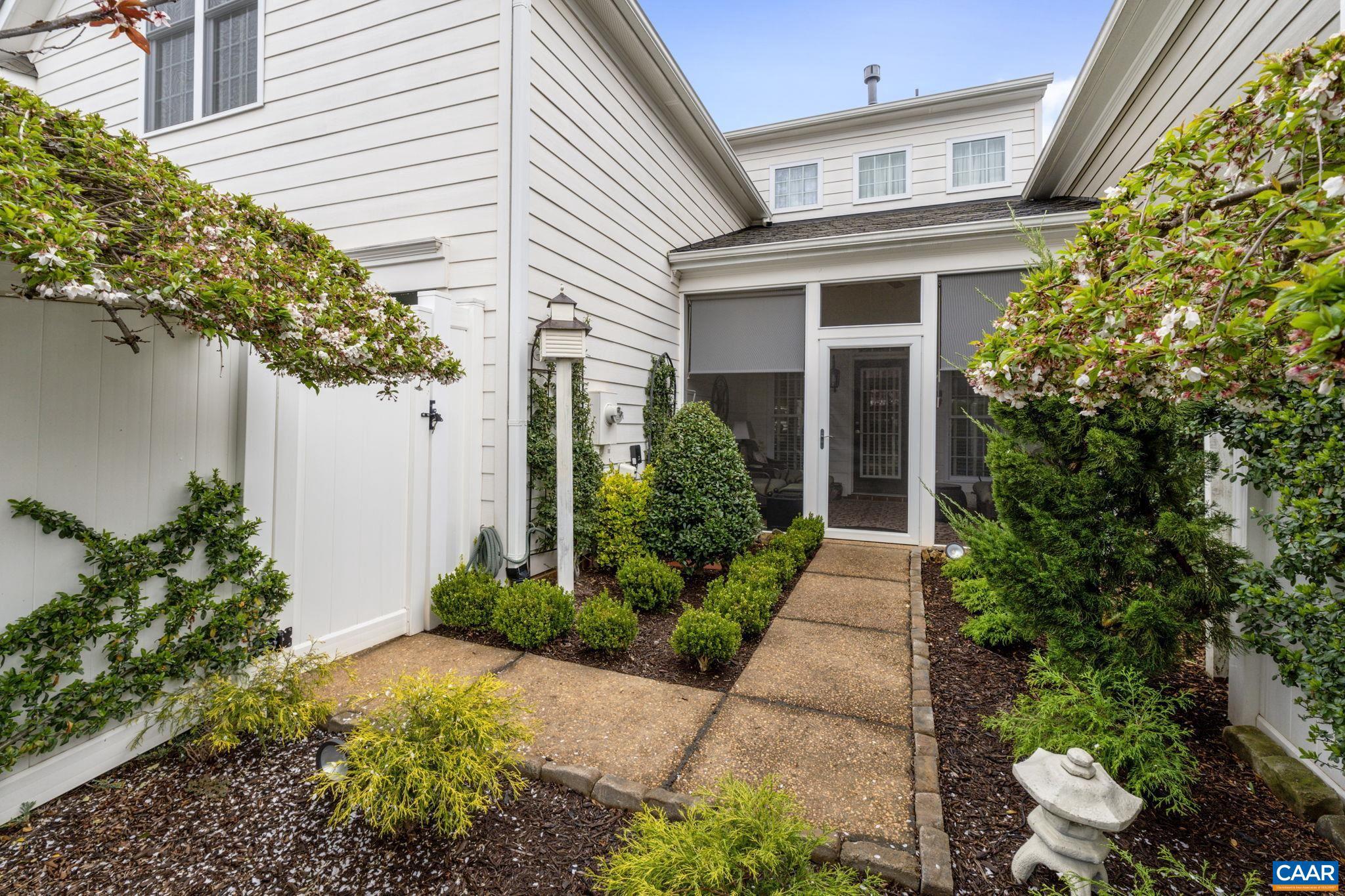 OLD TRAIL - Residential