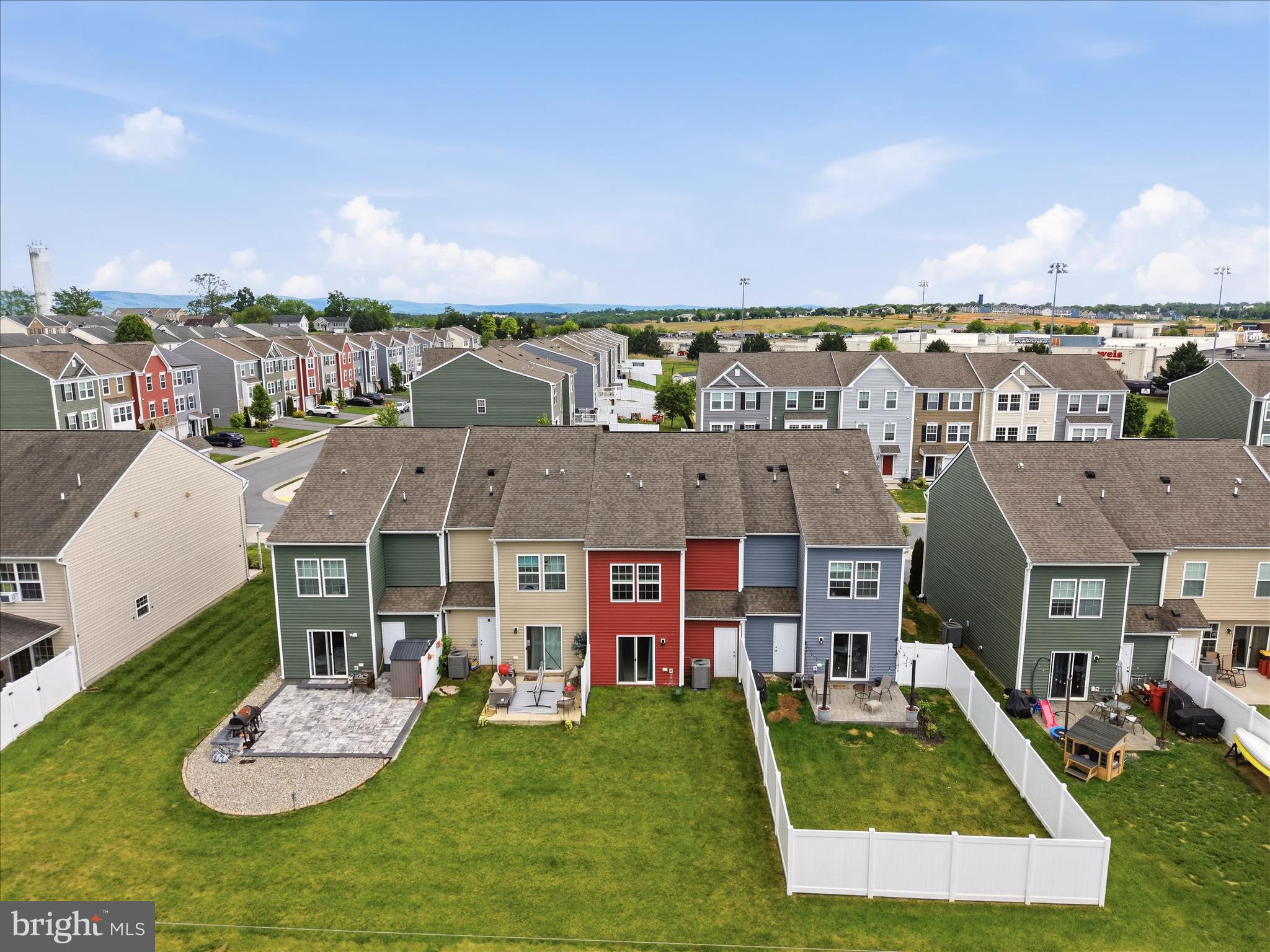 BRIAR RUN - Residential