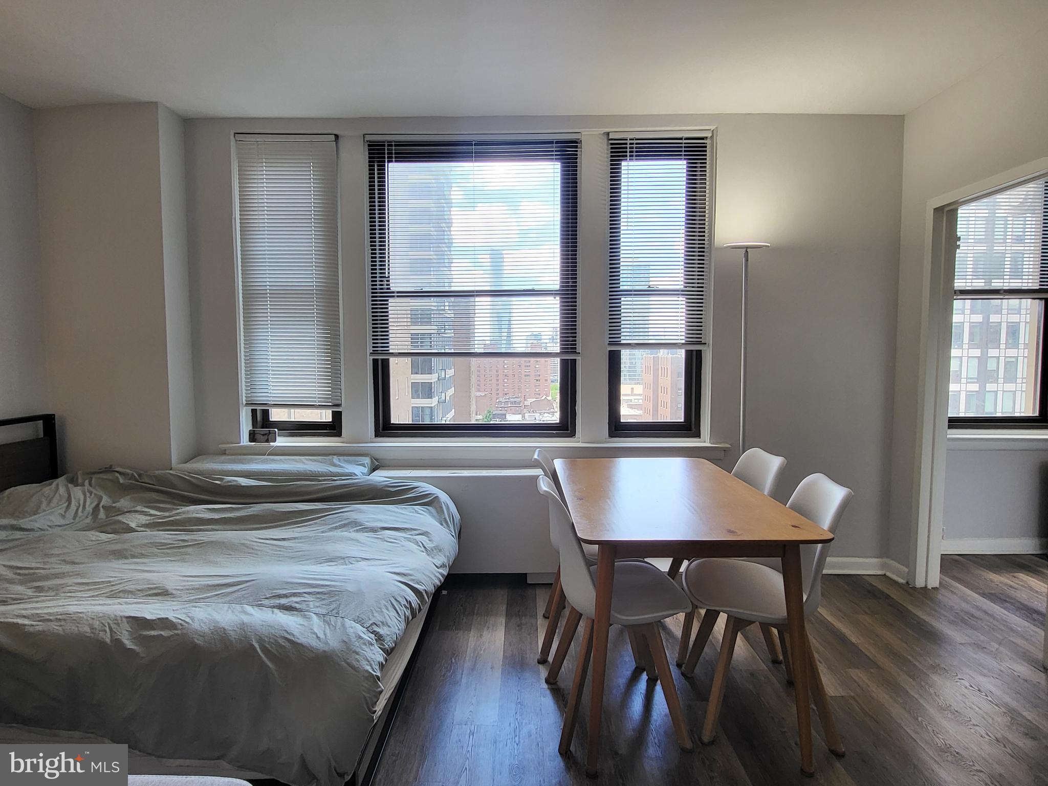 RITTENHOUSE SQUARE - Residential Lease