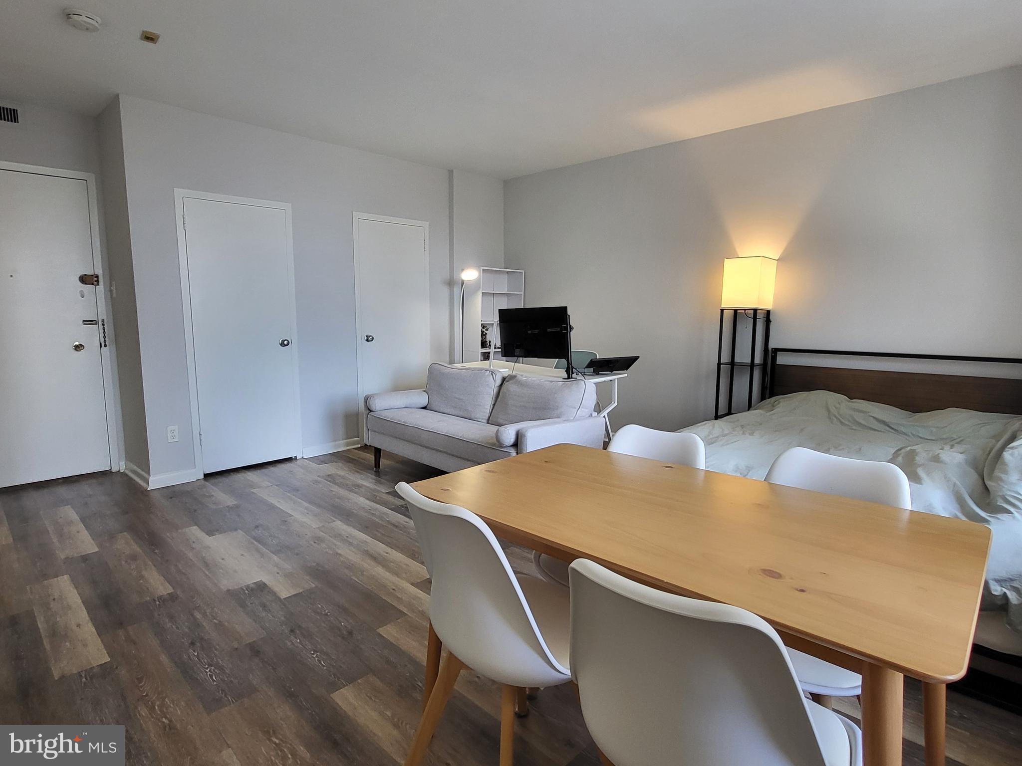 RITTENHOUSE SQUARE - Residential Lease