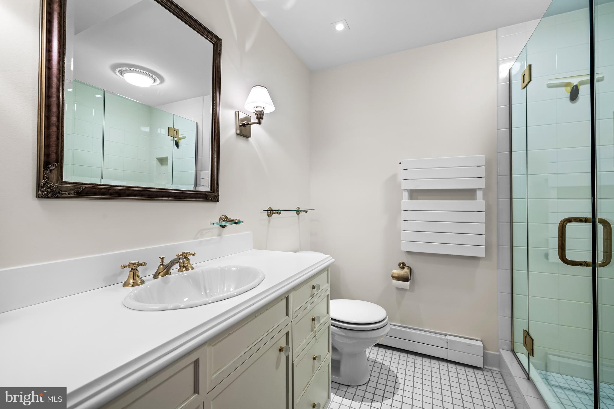 RUXTON - Residential