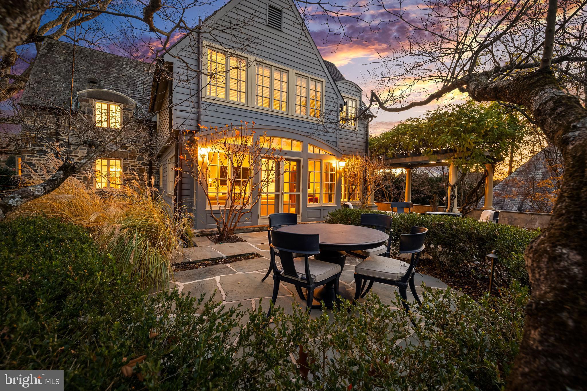 RUXTON - Residential