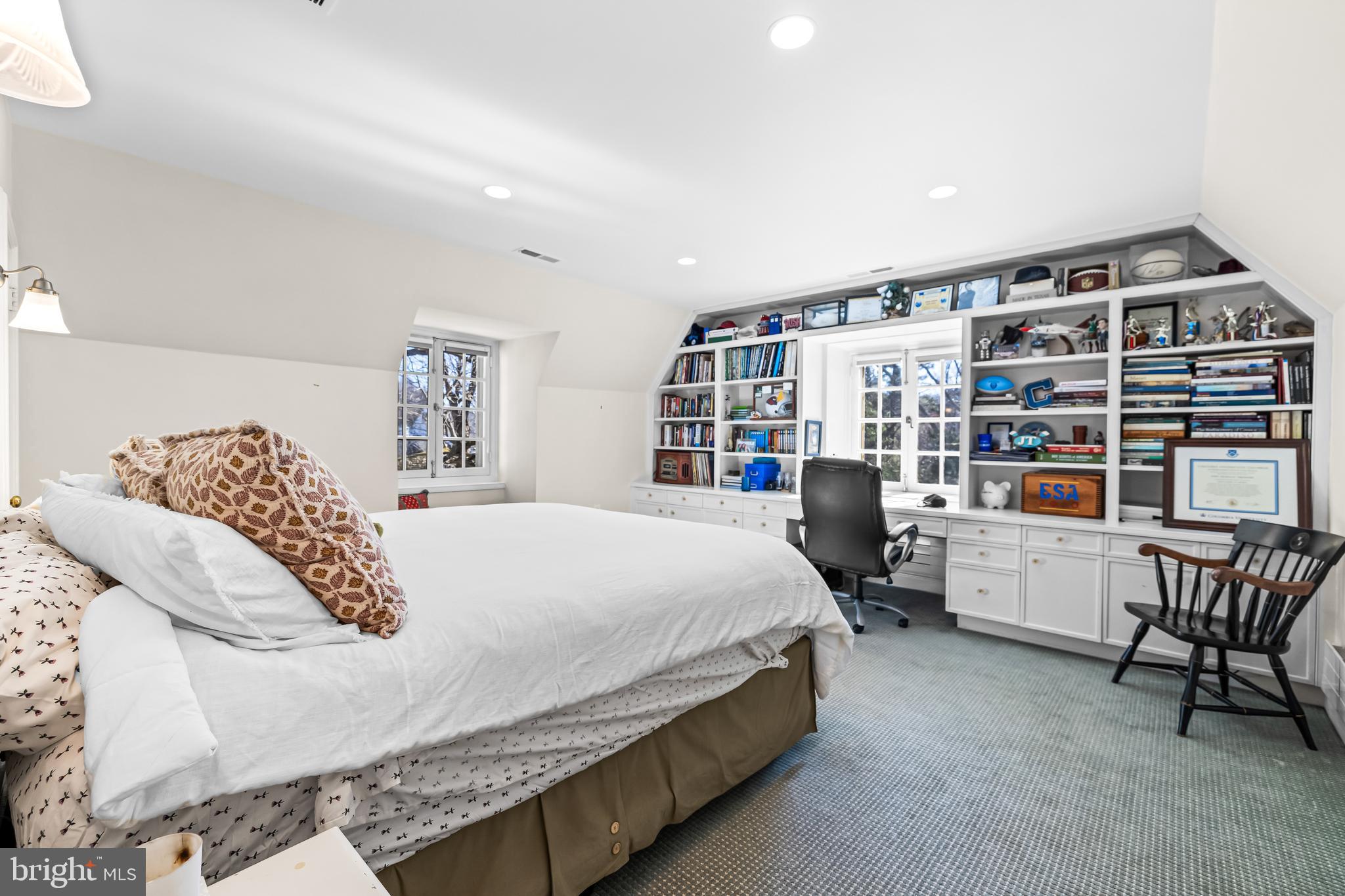 RUXTON - Residential