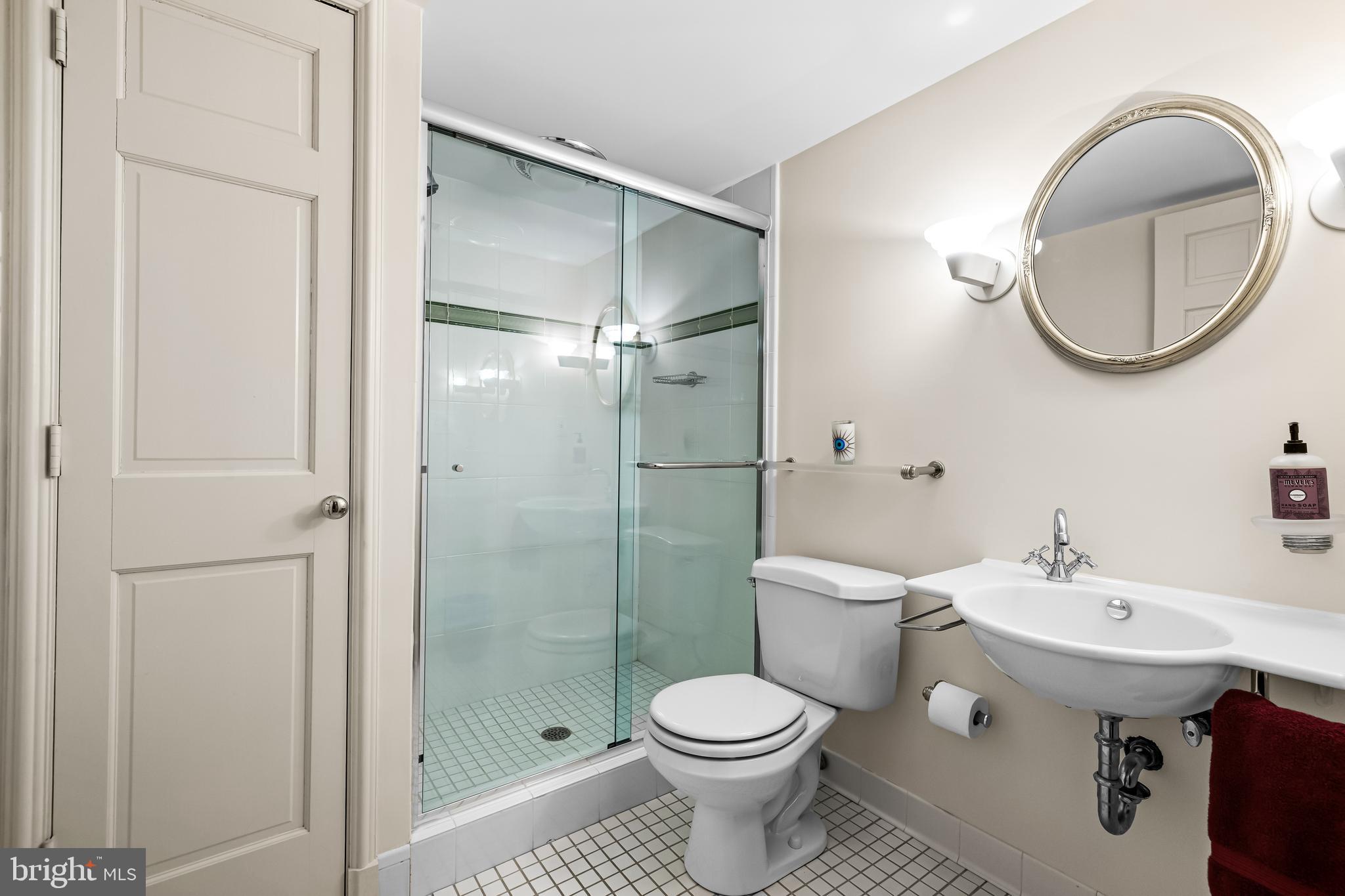 RUXTON - Residential